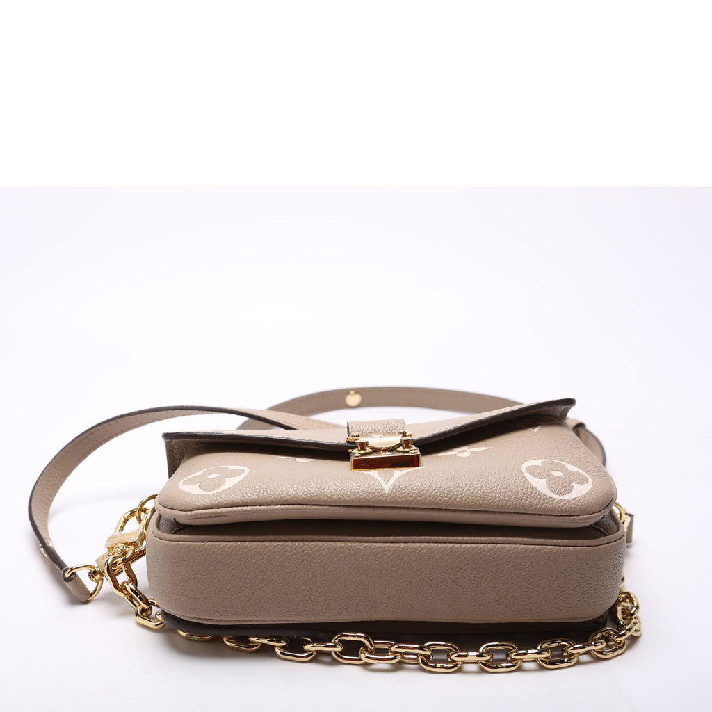 Pochette Metis East West Bicolor Empreinte Taupe