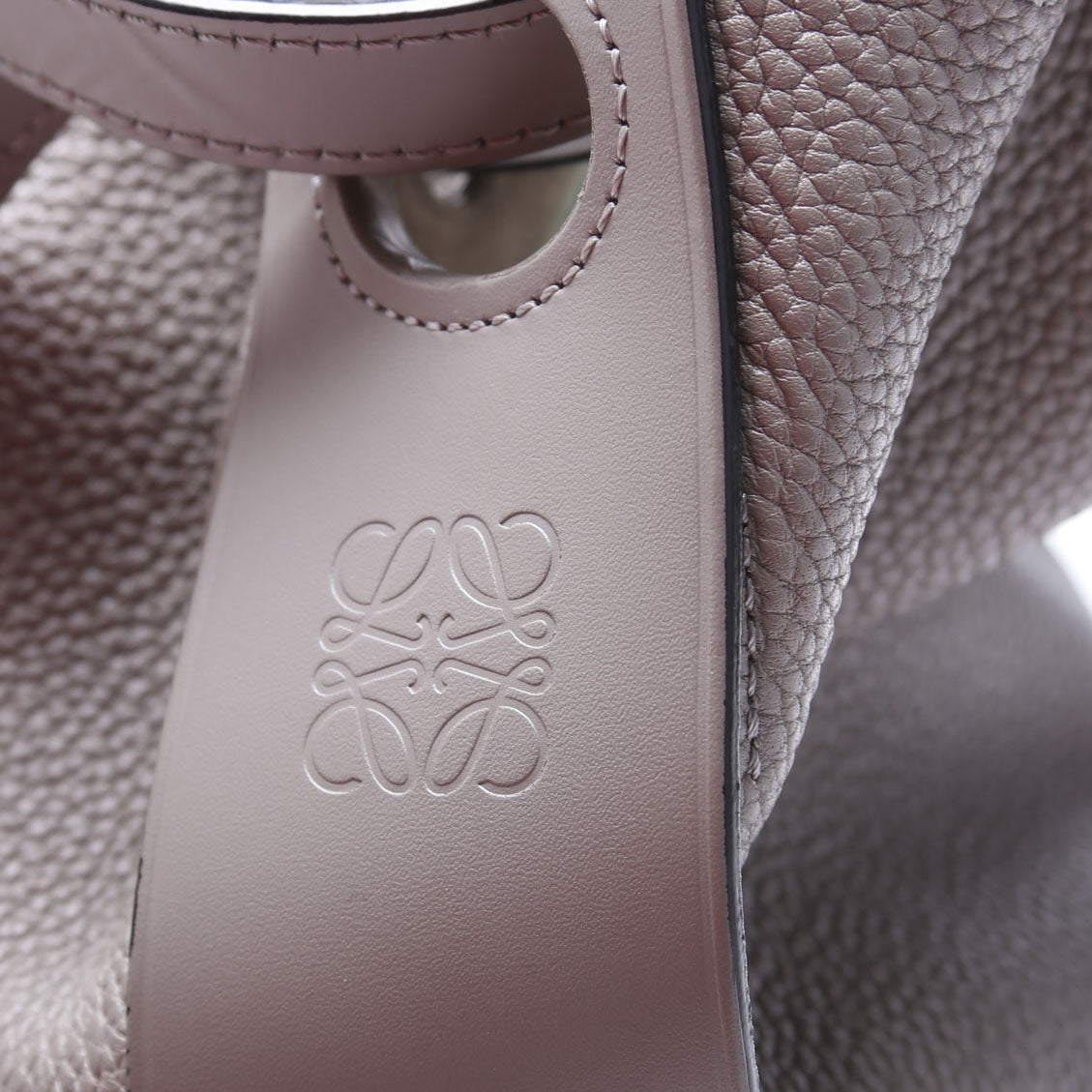 Balloon Bucket Bag Small Grain Leather Grey