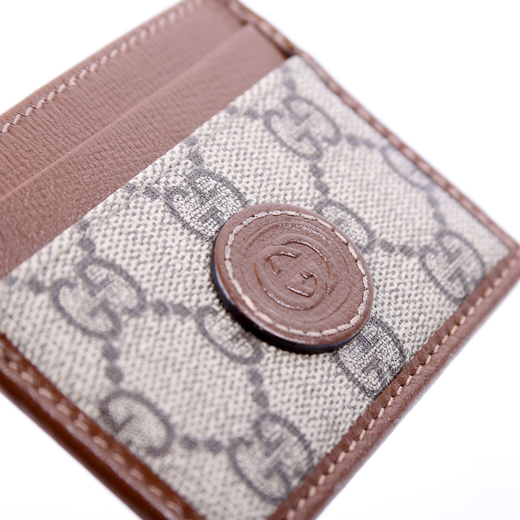 673002 GG Supreme Interlocking Card Holder Tan/Brown