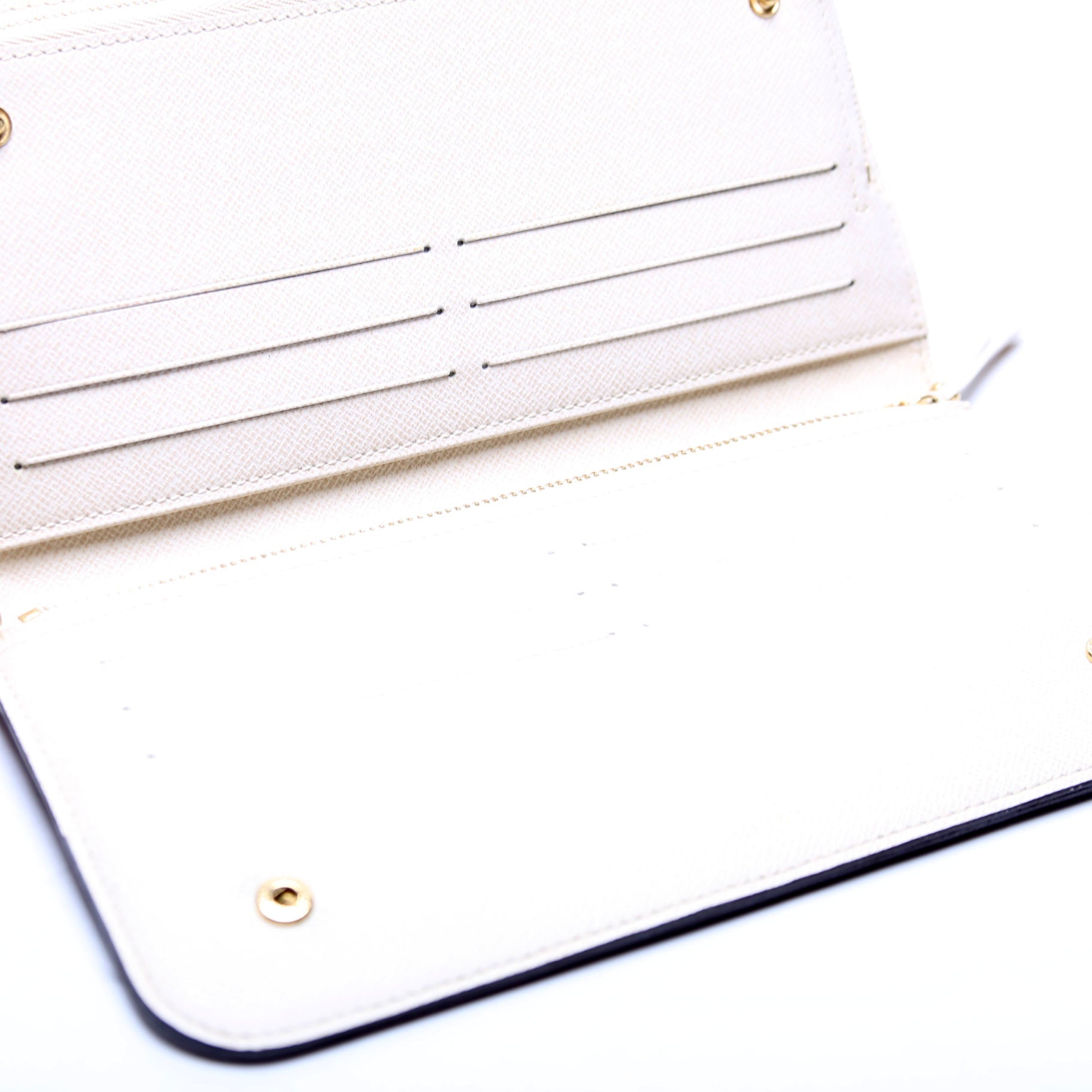 Insolite Wallet Monogram Cream