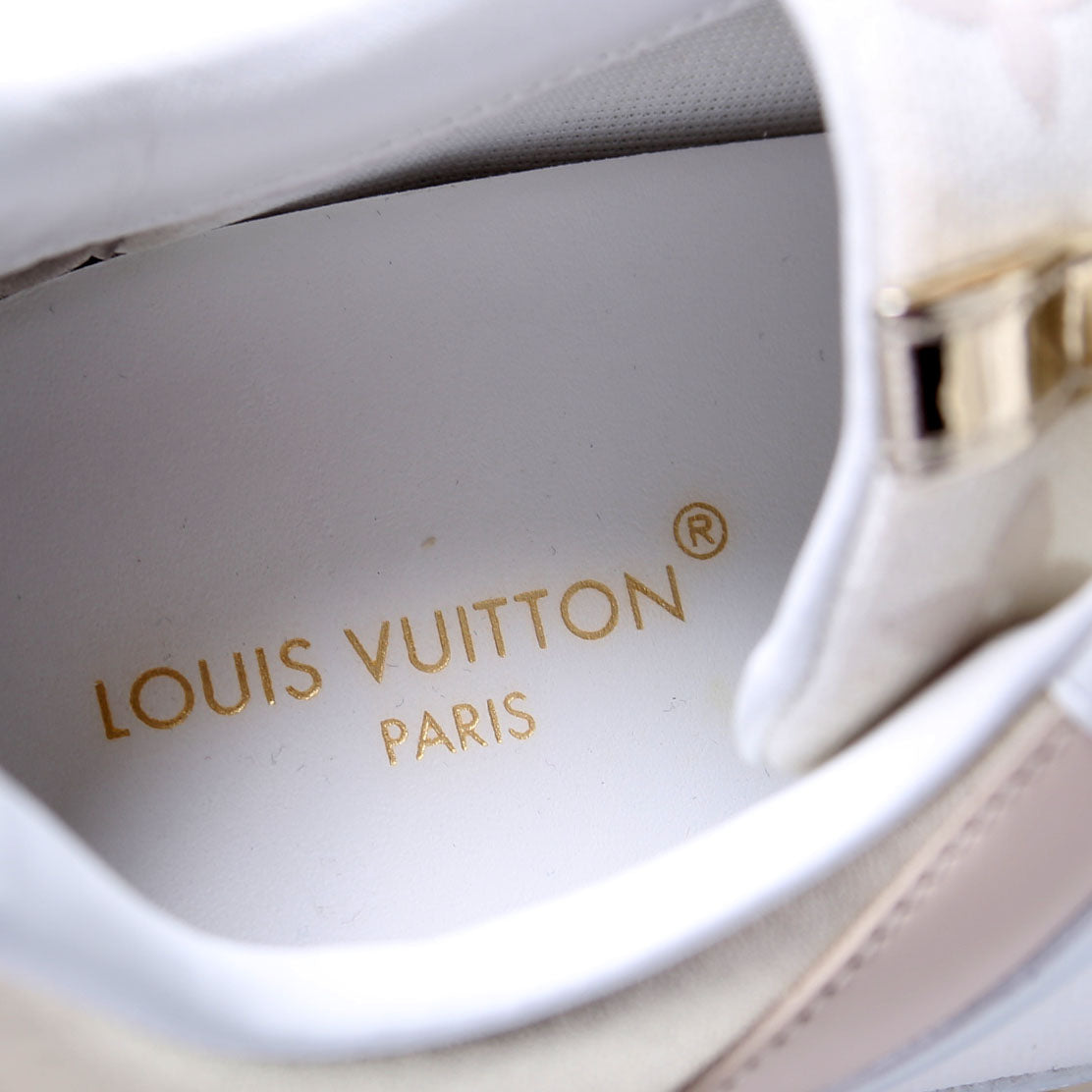 Run Away Sneakers Size 39 White/Beige