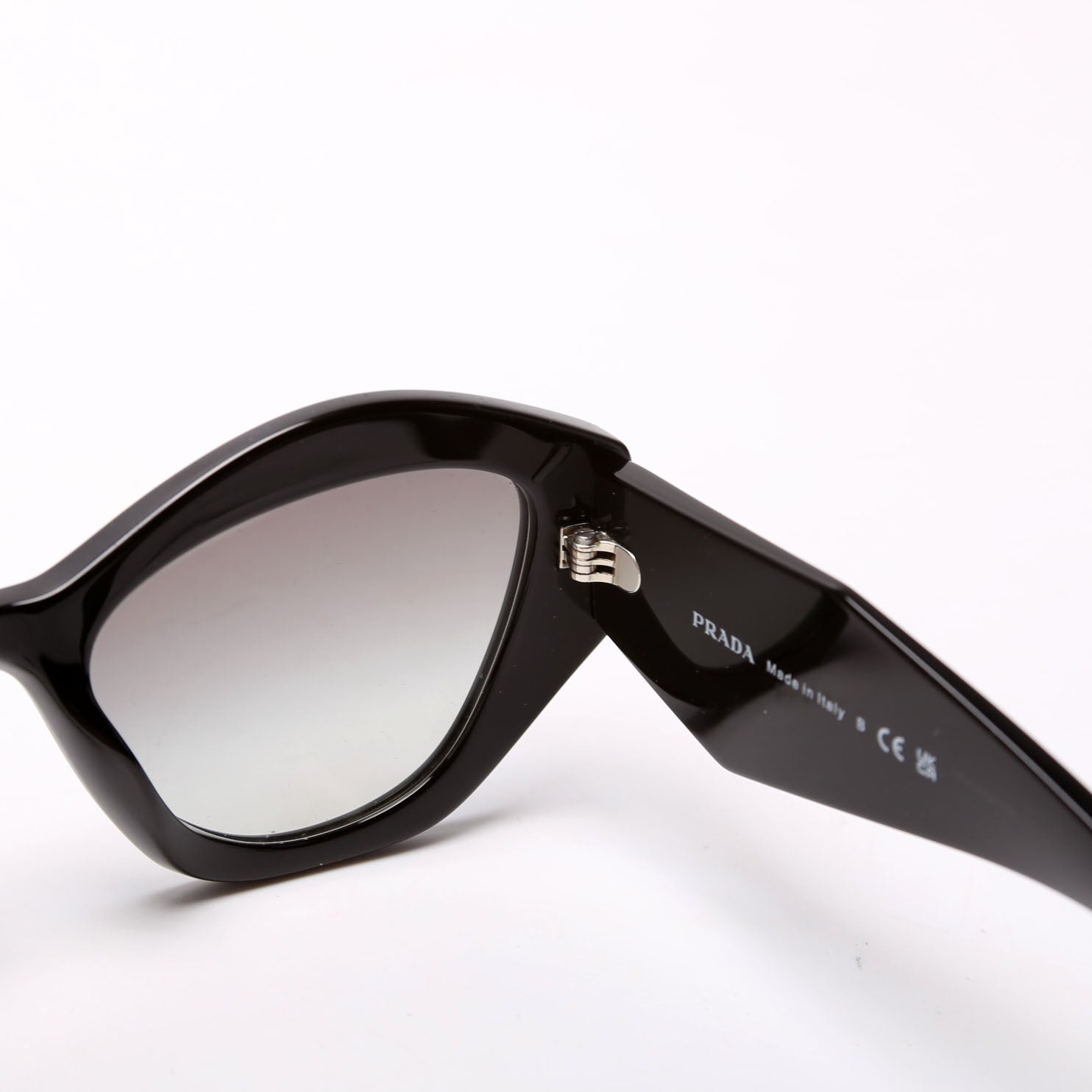 SPR07Y Acetate Symbole Sunglasses Black