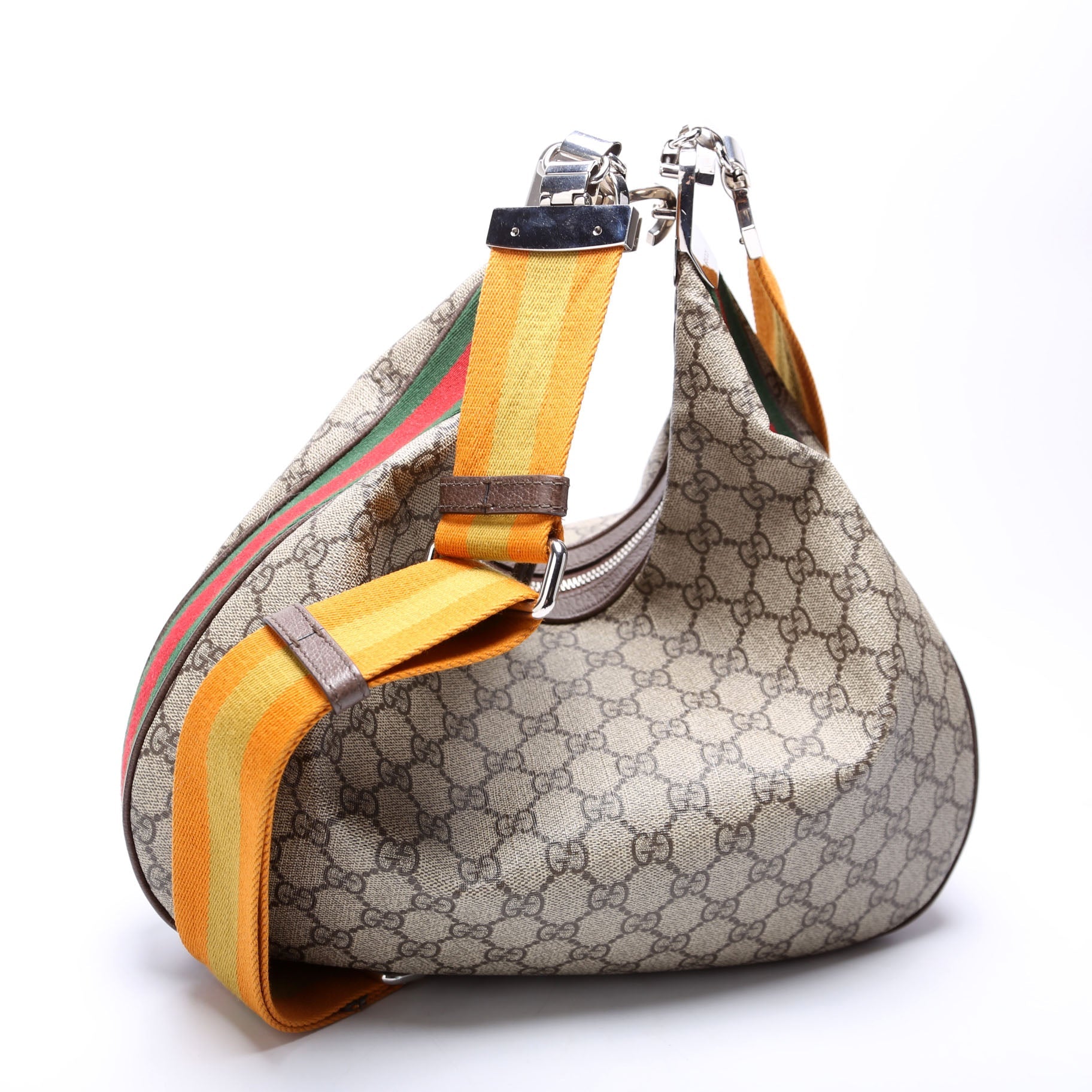702823 Attache GG Supreme Shoulder Bag Medium