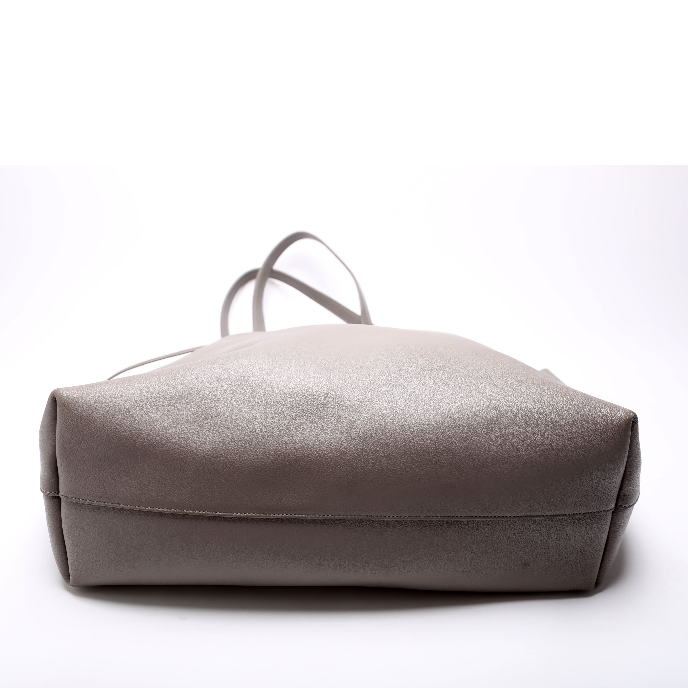 Shopping Bag East/West Supple Leather 600281 Grey