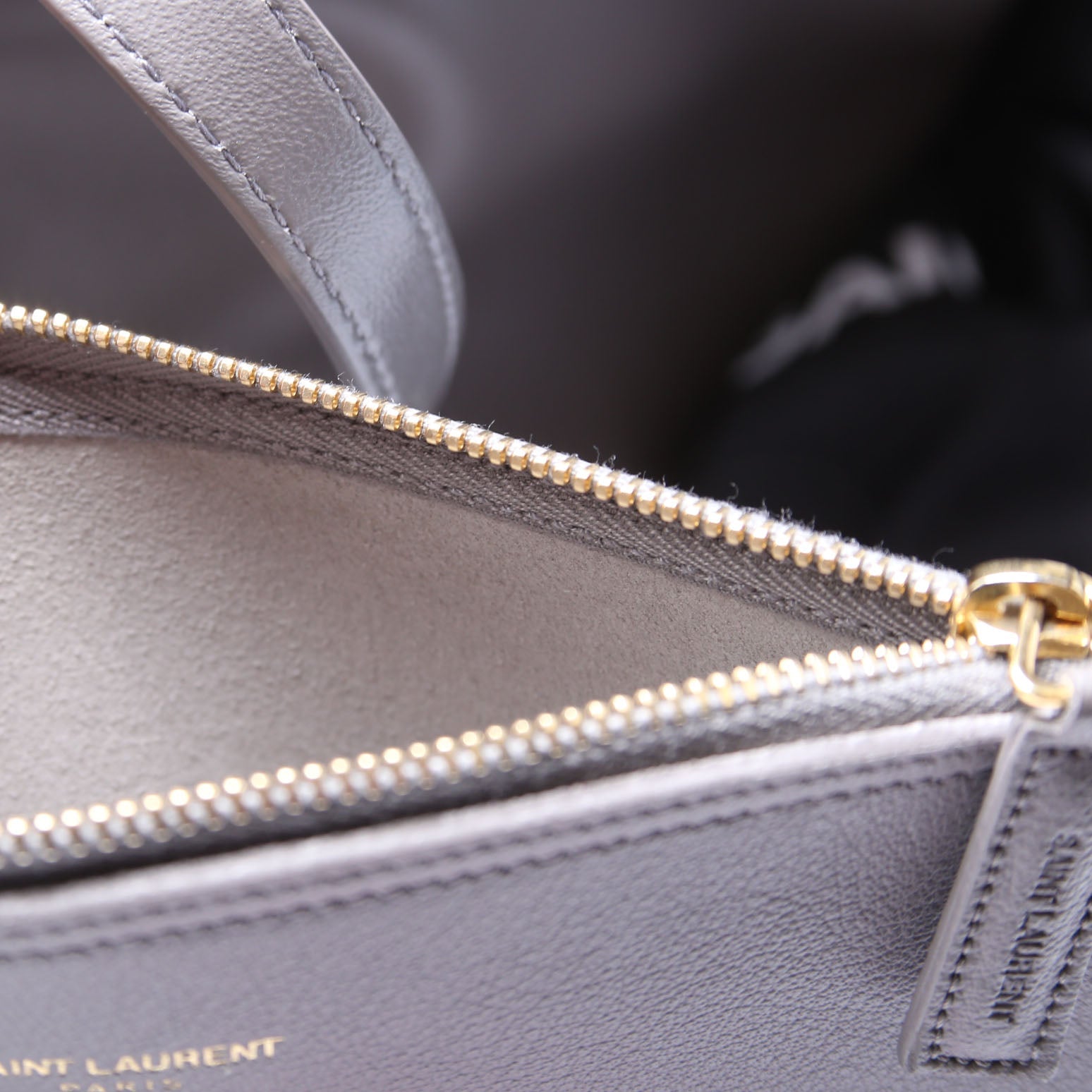 Shopping Bag East/West Supple Leather 600281 Grey