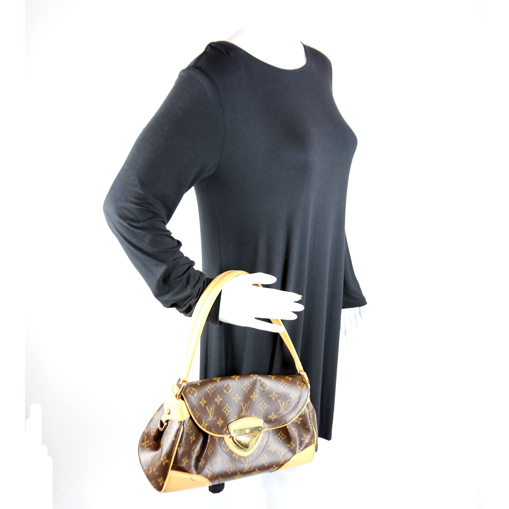 Beverly MM Monogram