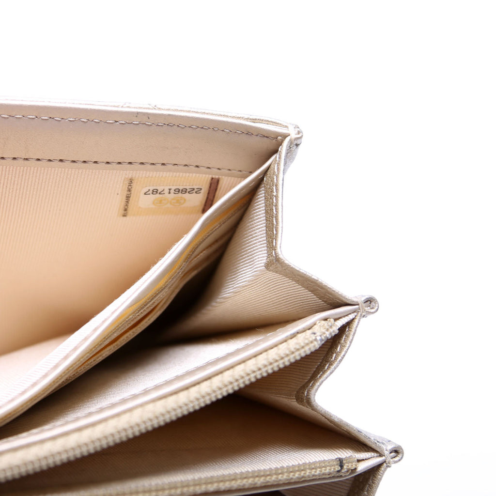 Classic Flap Wallet Long Caviar Grey