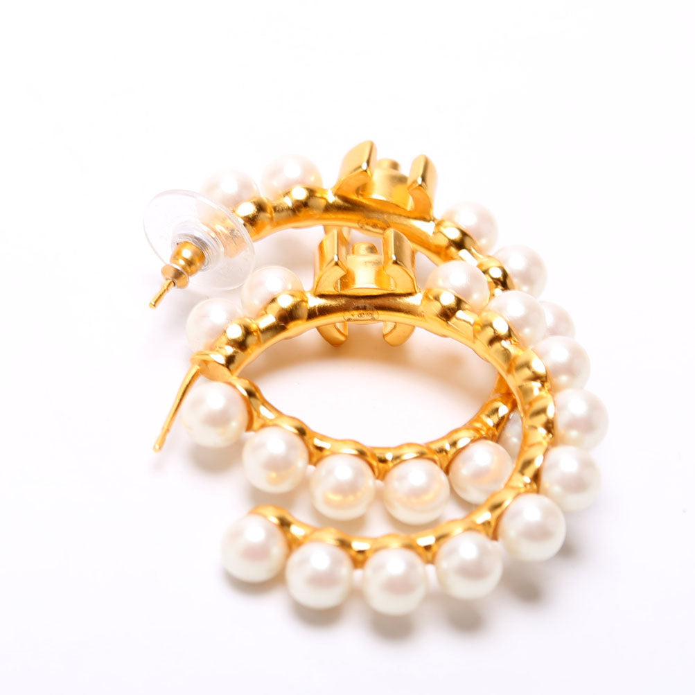CC Turnlock Pearl Hoop Earrings Gold/Pearl