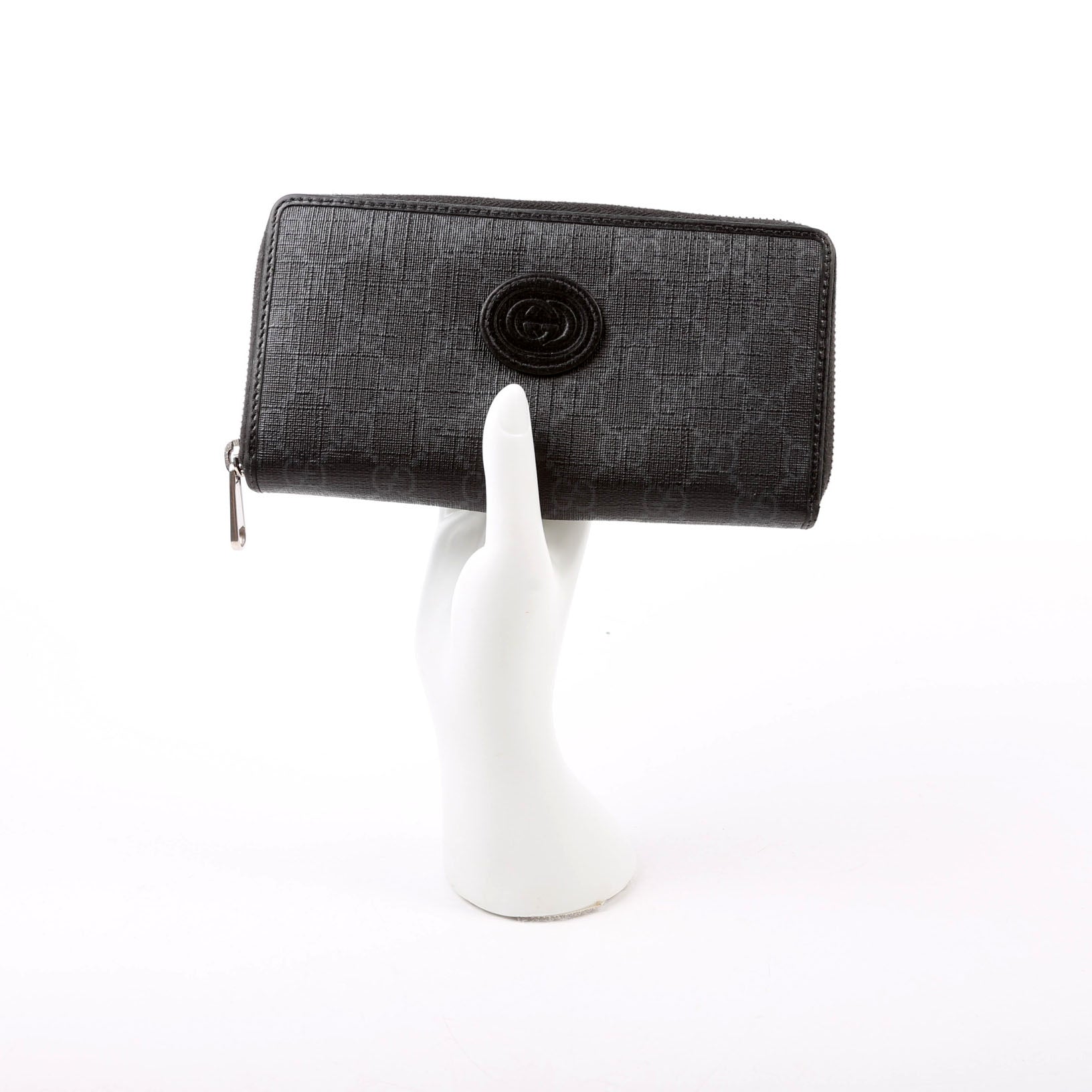 673003 Interlocking GG Supreme Zip Around Wallet Black