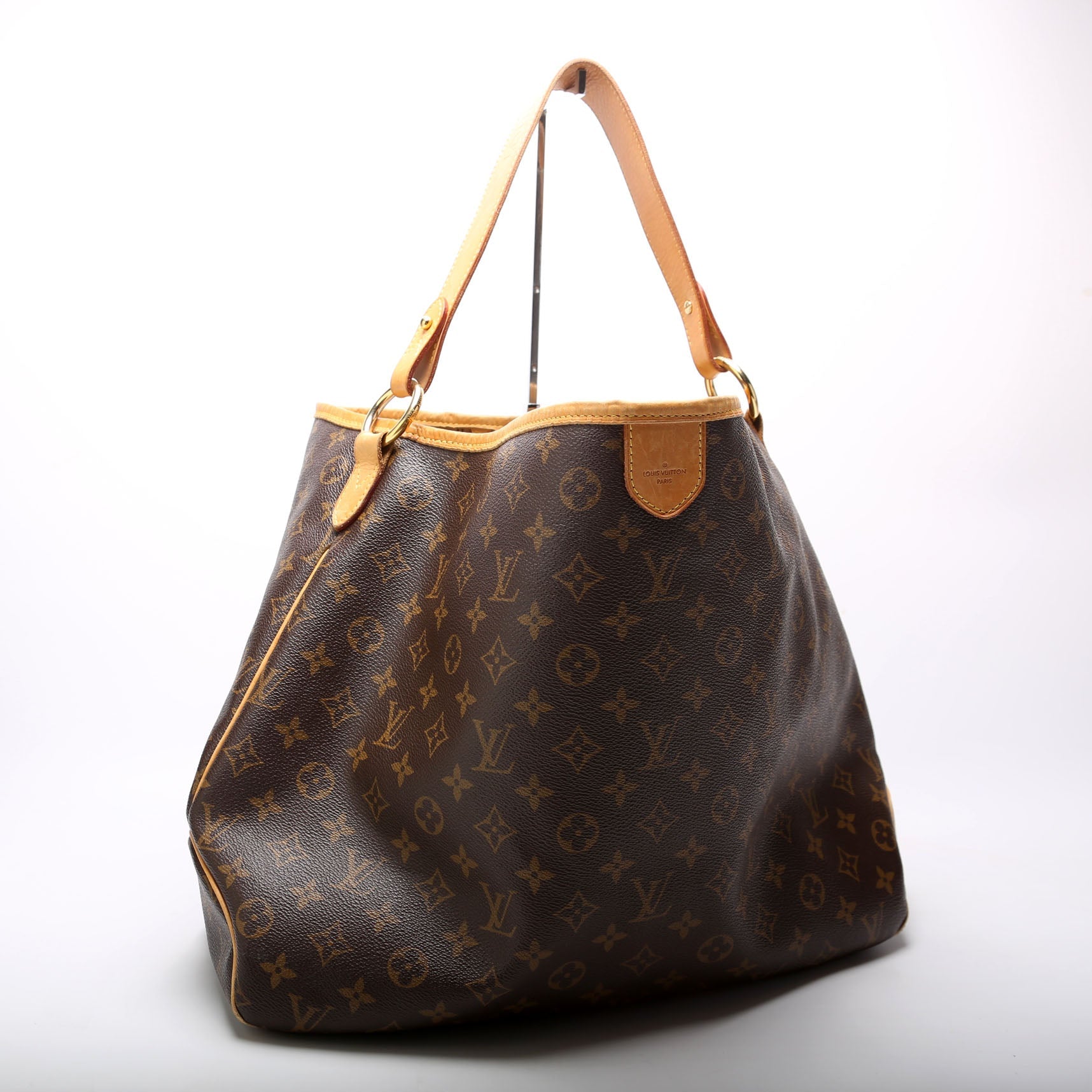 Delightful MM Monogram