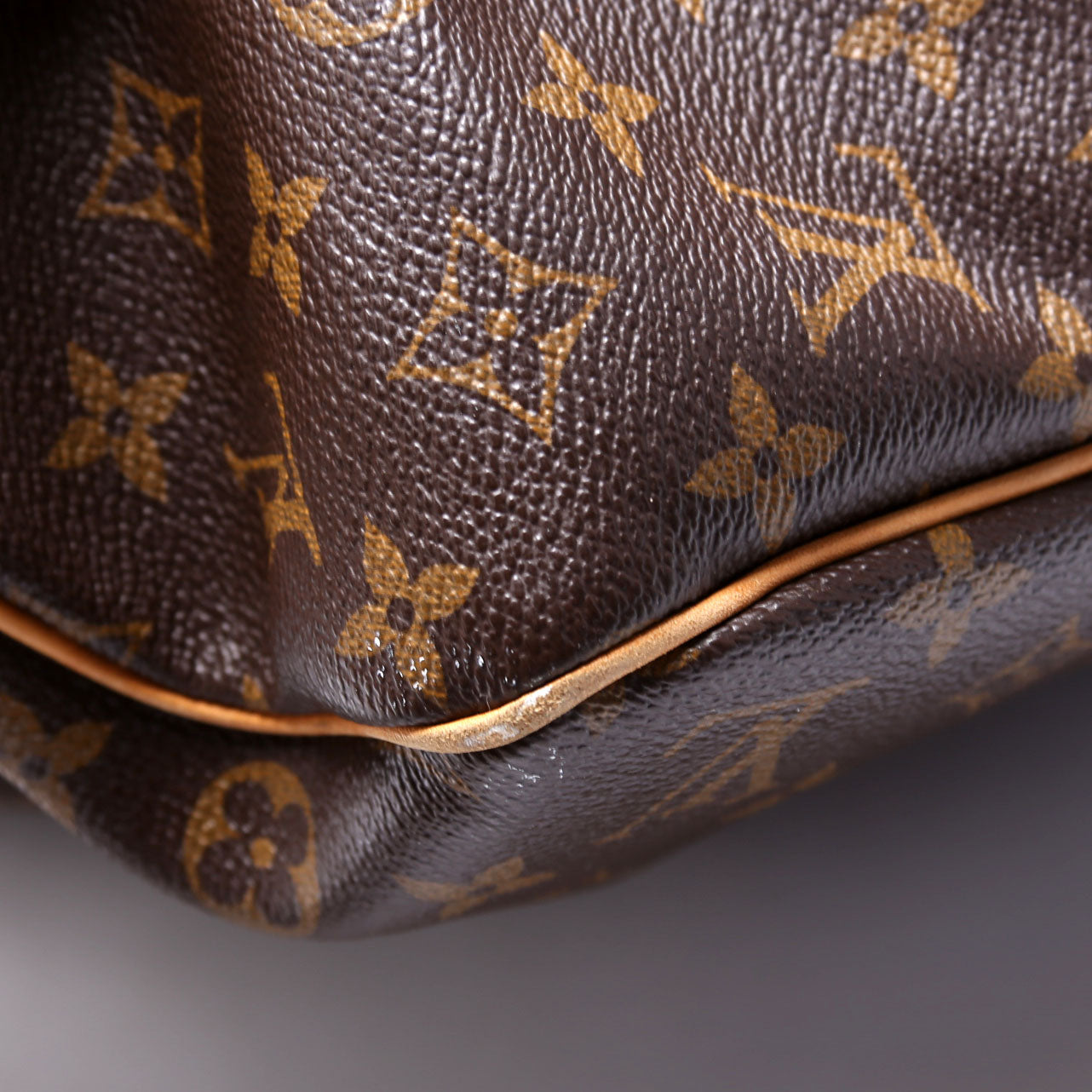 Delightful MM Monogram