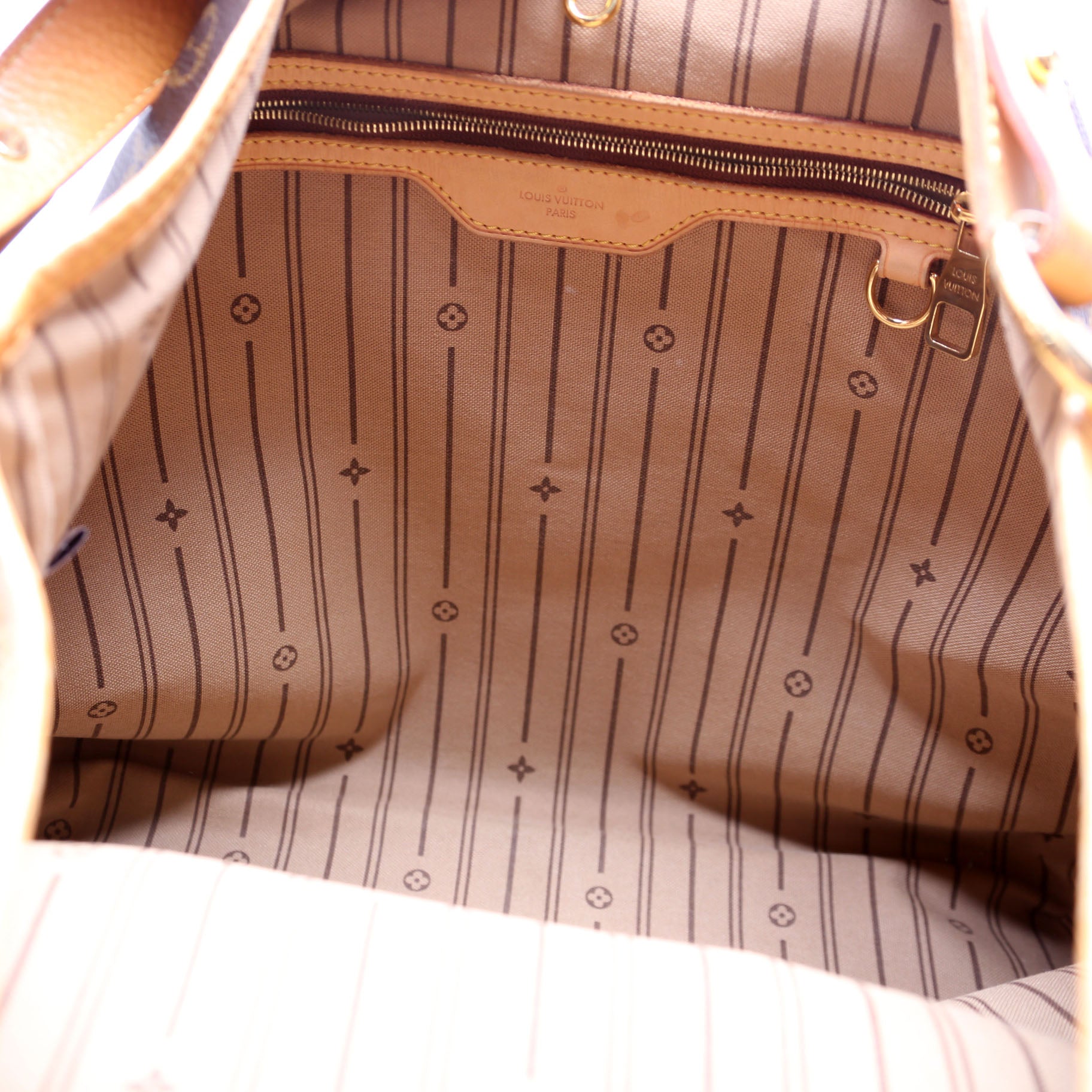 Delightful MM Monogram