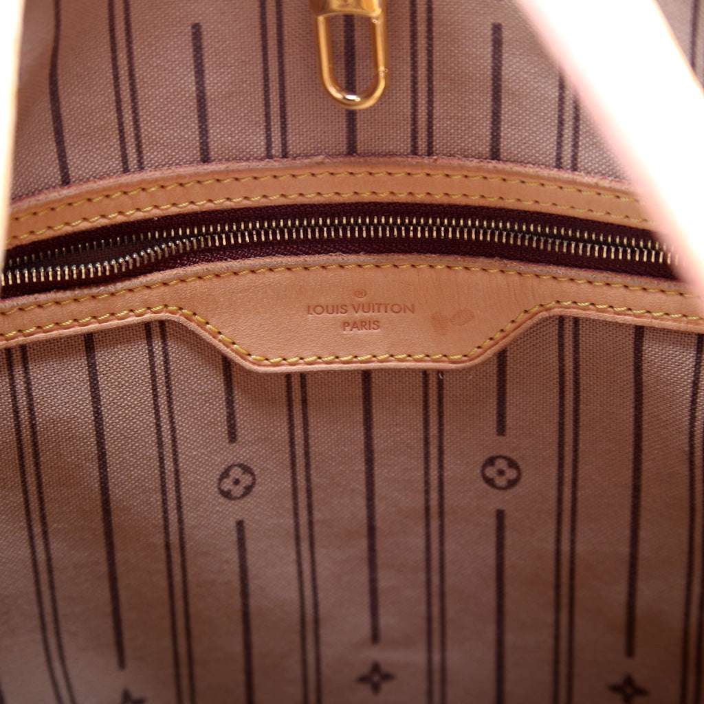 Delightful MM Monogram