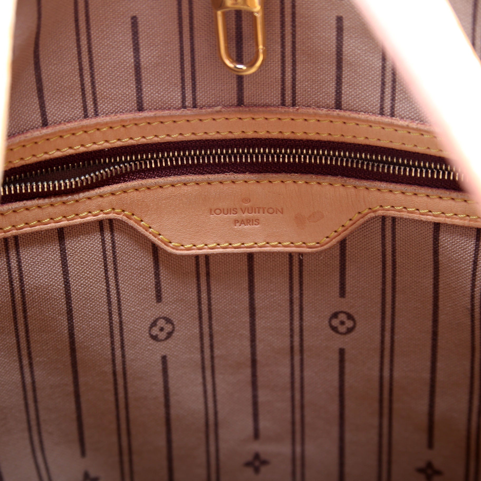 Delightful MM Monogram