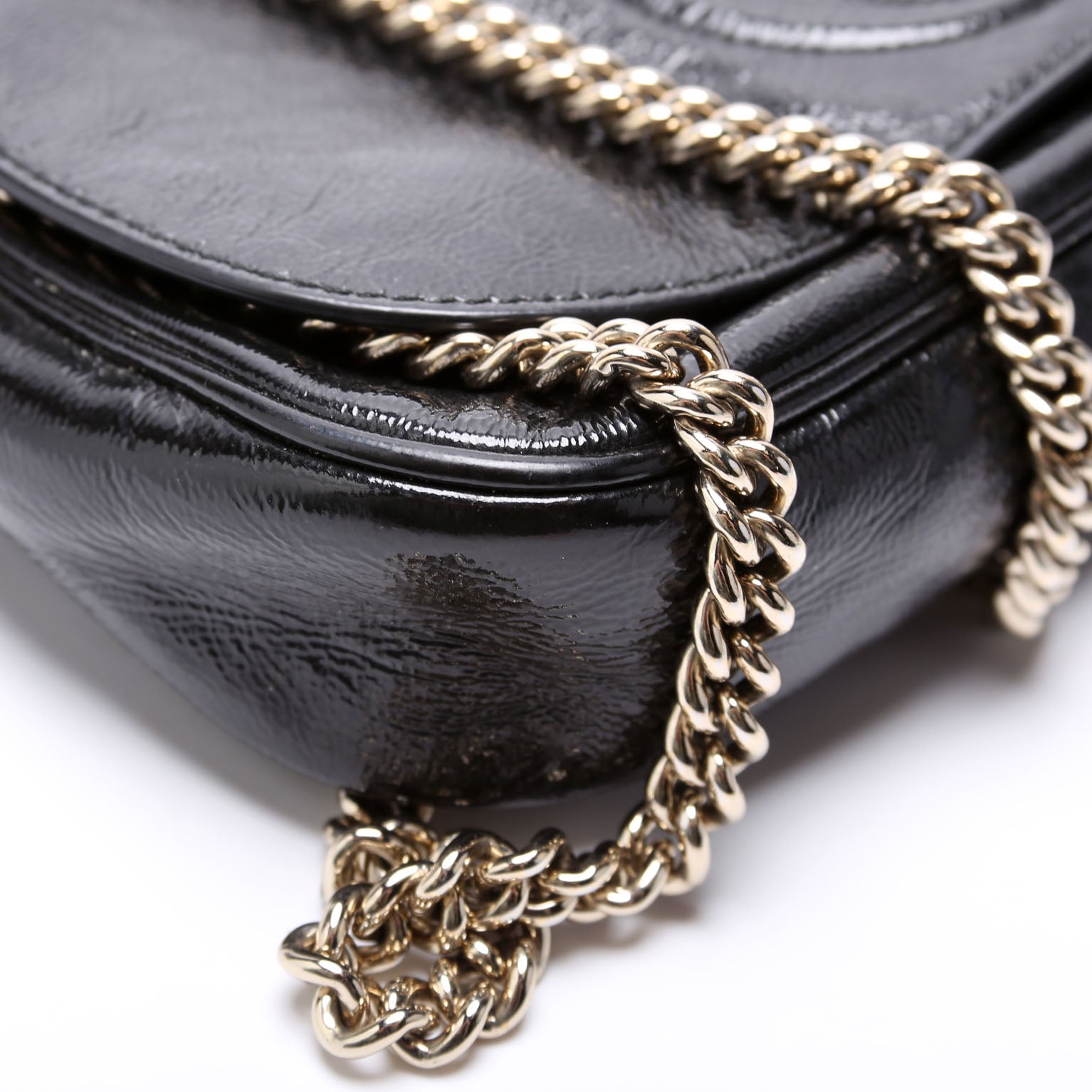 336752 Soho Chain Crossbody Medium Patent Black