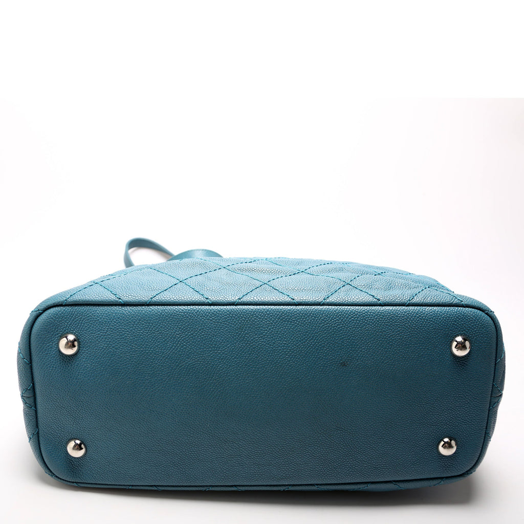 CC Shopping Tote W/ Pouch Quilted Caviar 20M