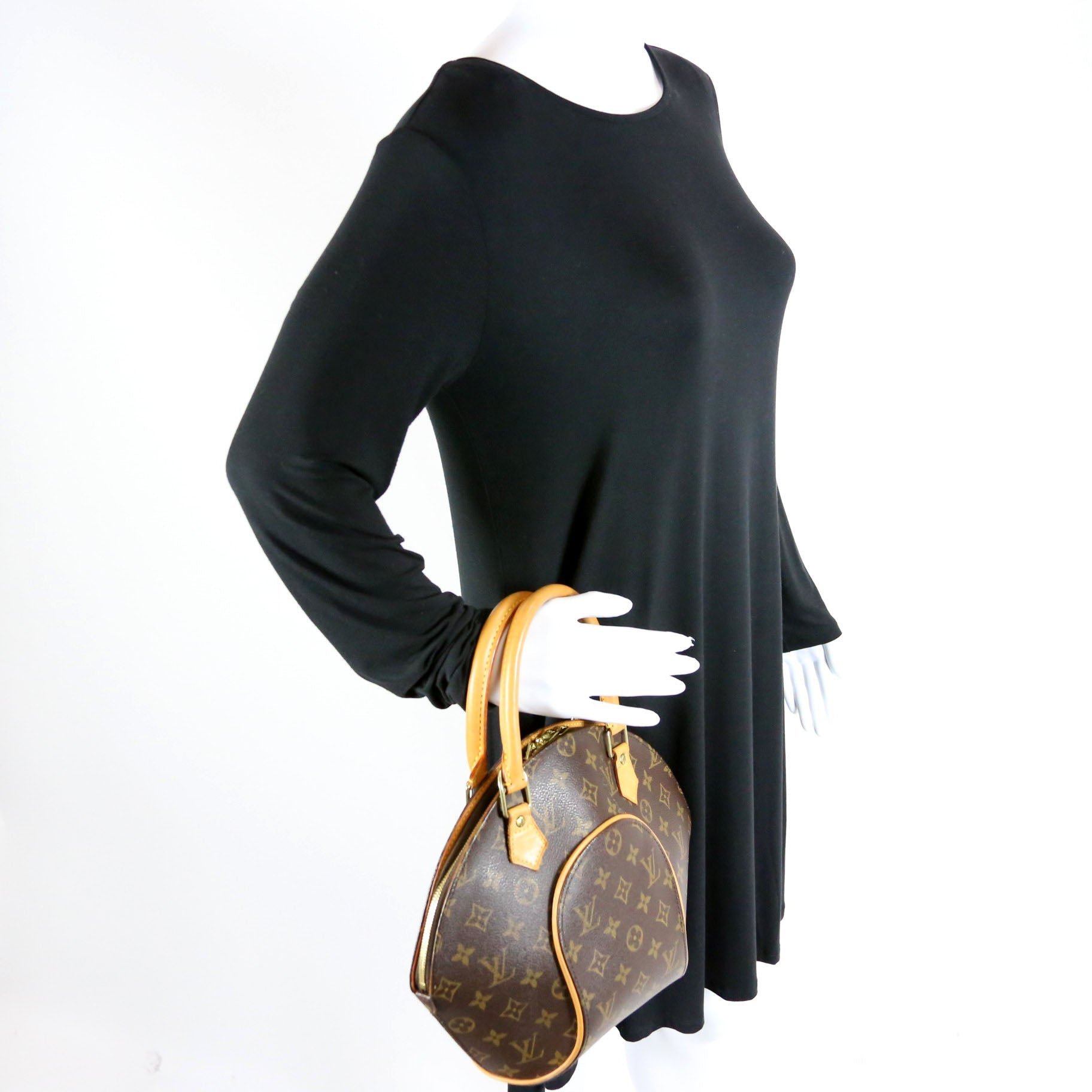 Ellipse PM Monogram Brown