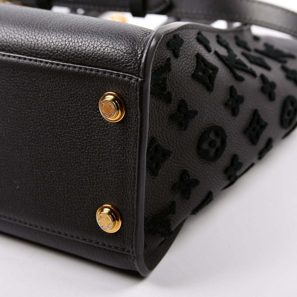 On My Side MM Calfskin Black