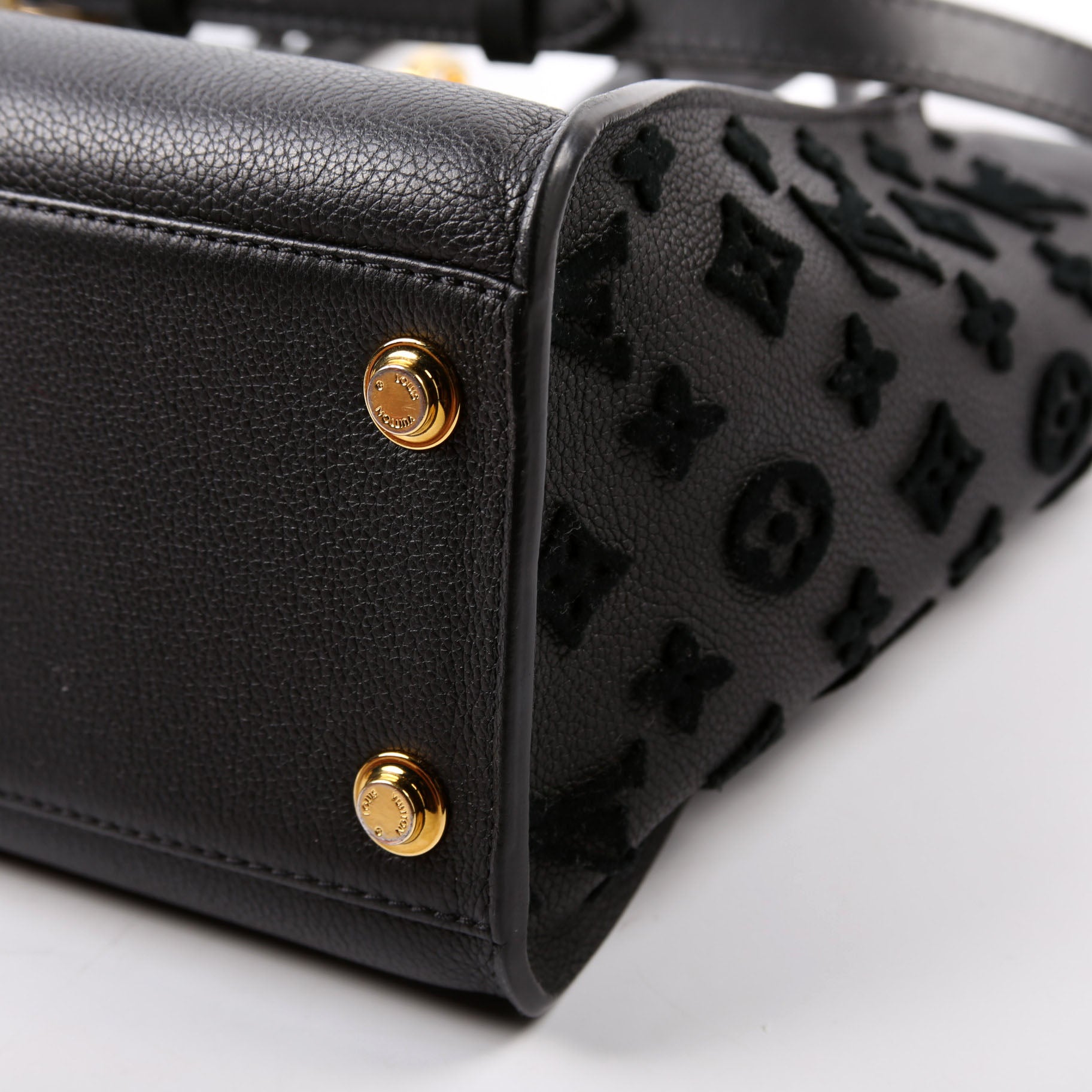 On My Side MM Calfskin Black