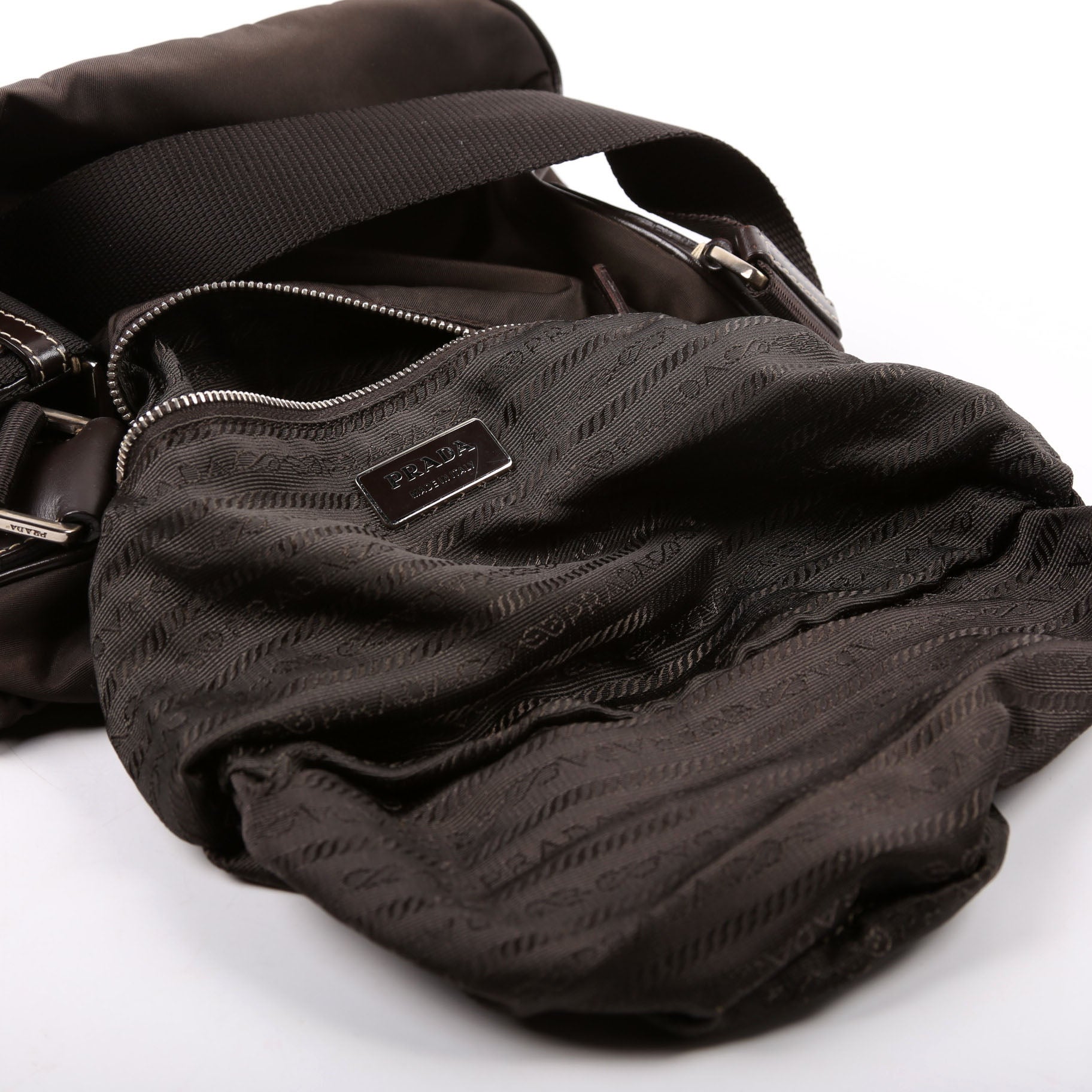 Nylon Double Pocket Shoulder Bag Vintage Brown