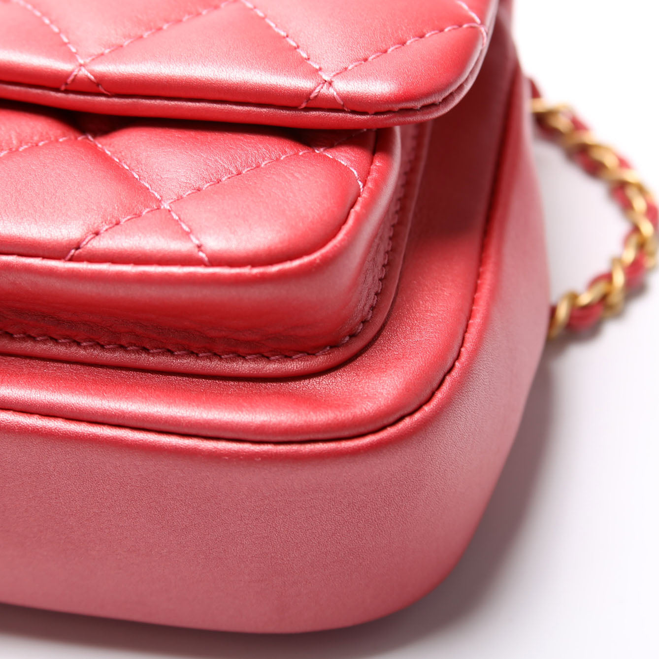 Quilted Calfskin Top Handle Metallic 29M Red