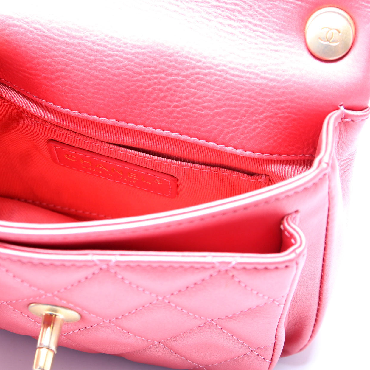 Quilted Calfskin Top Handle Metallic 29M Red