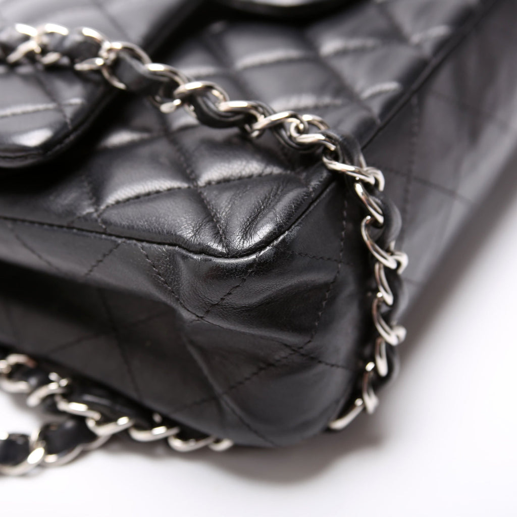 Classic Flap Small Lambskin 25-28M Black