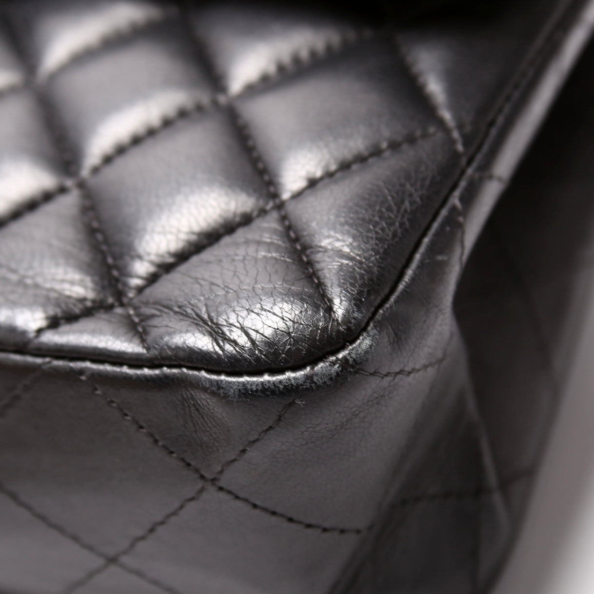 Classic Flap Small Lambskin 25-28M Black