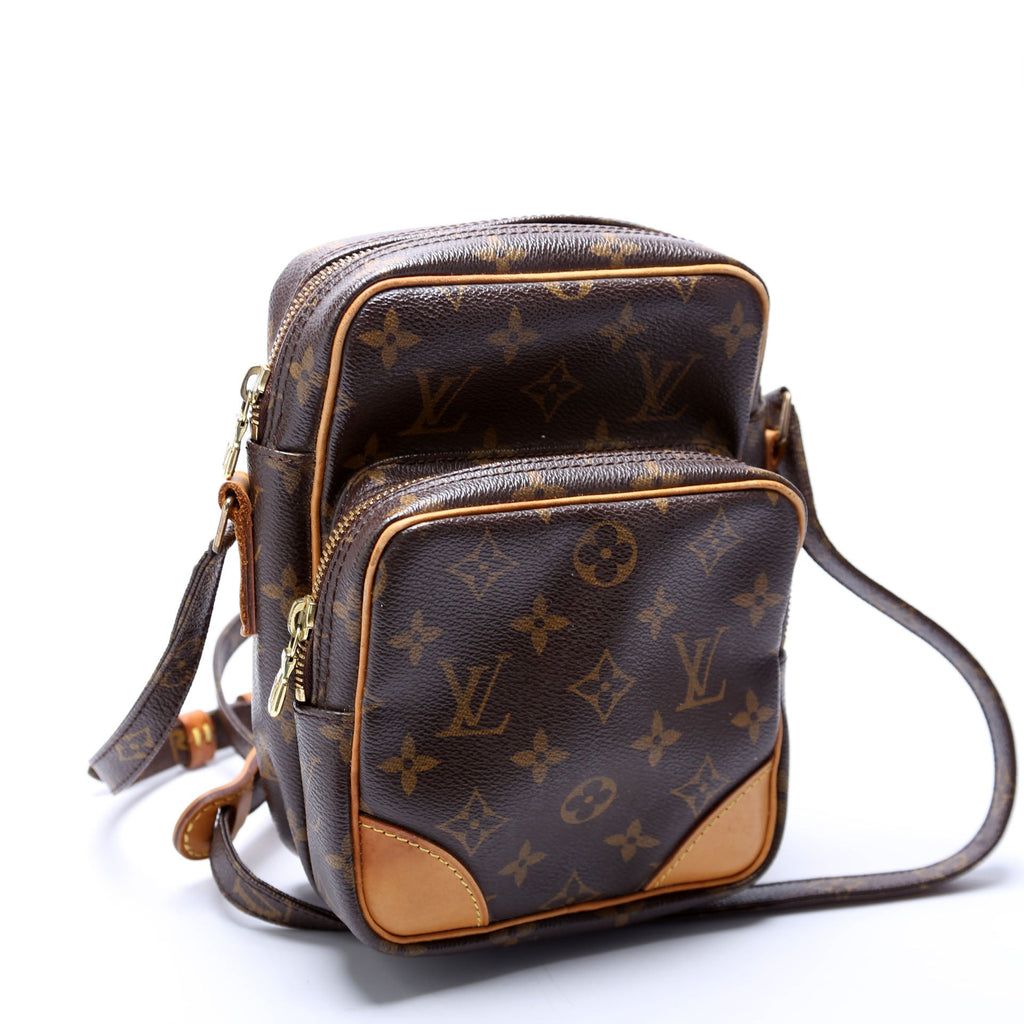 Amazone Monogram