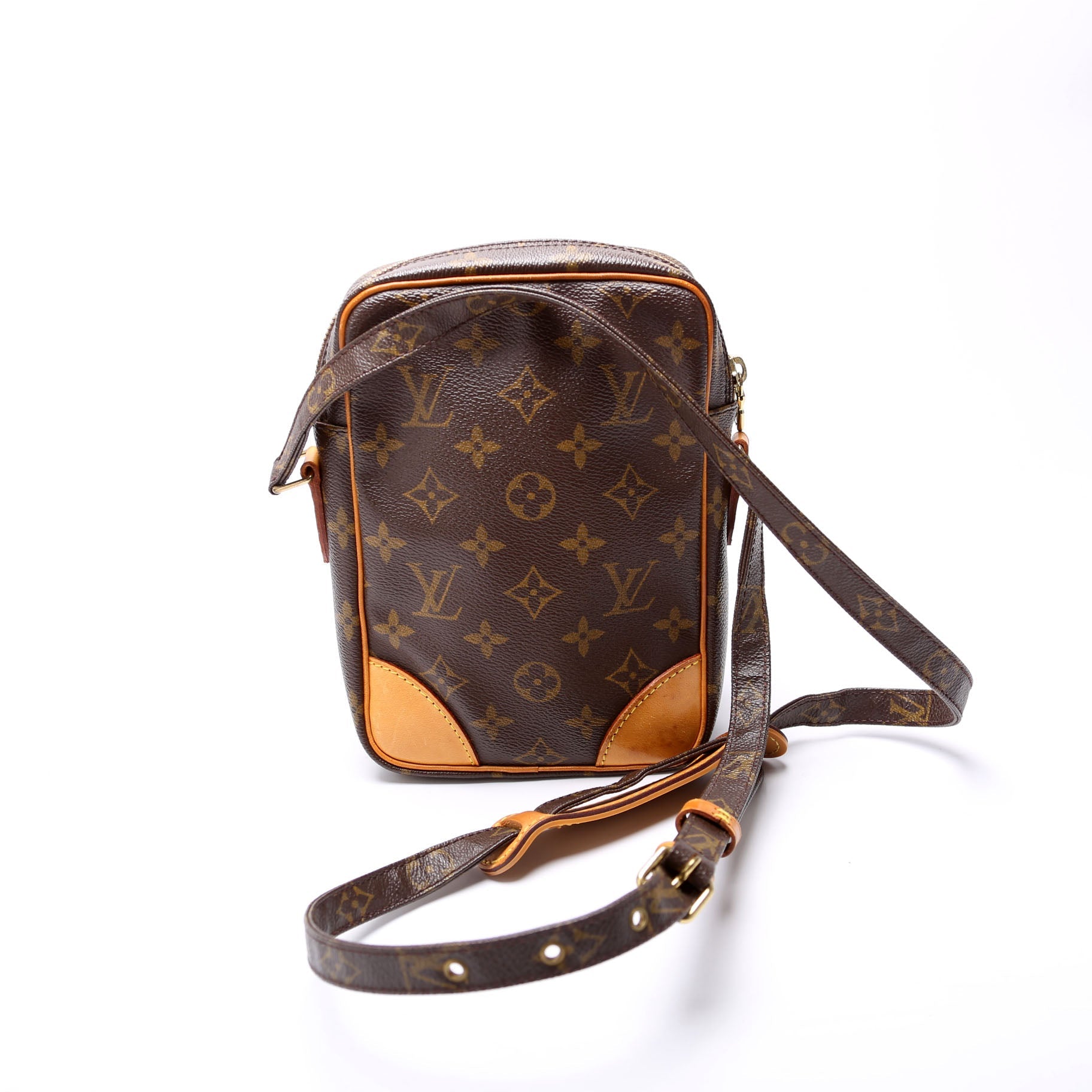 Amazone Monogram