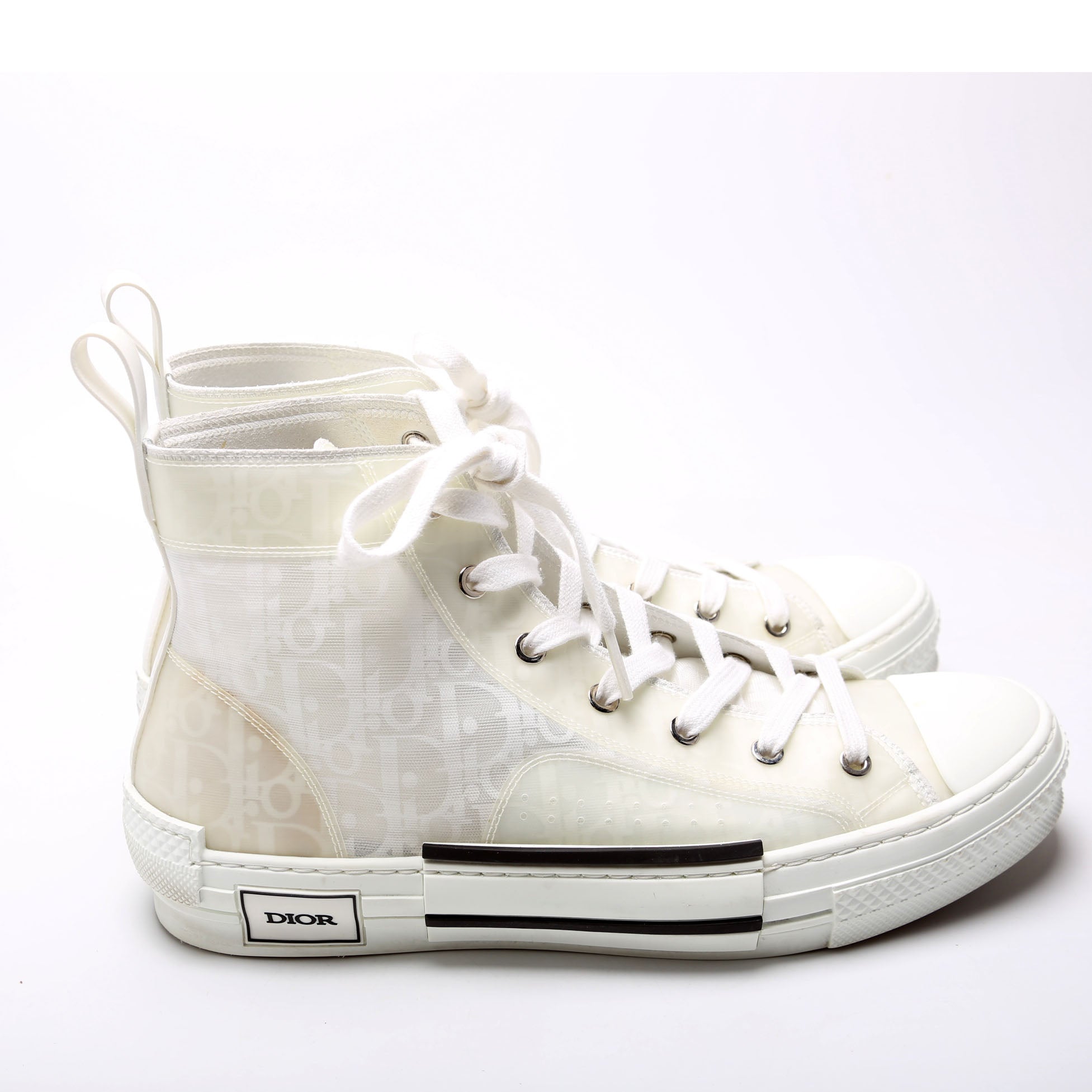 B23 Hightop Sneakers Size 42