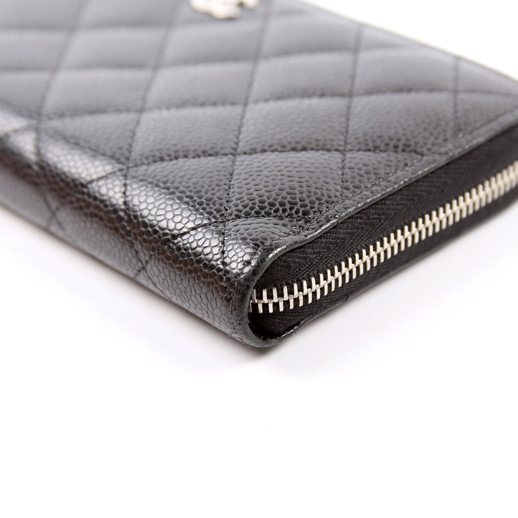 CC Caviar Small Zip Around Wallet Black