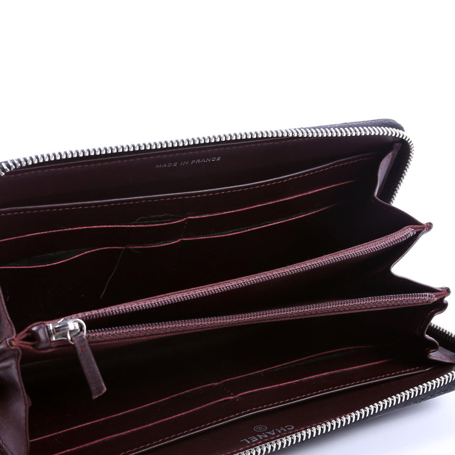 CC Caviar Small Zip Around Wallet Black