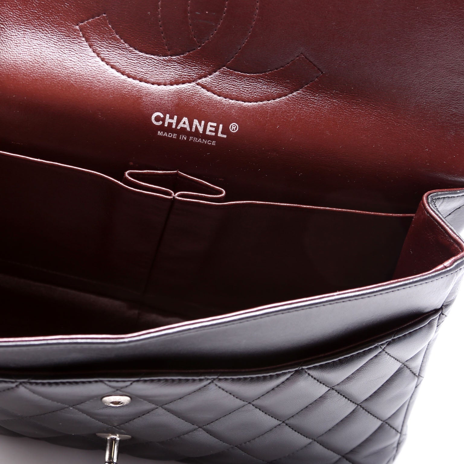 Classic Flap Jumbo Lambskin 14-16M