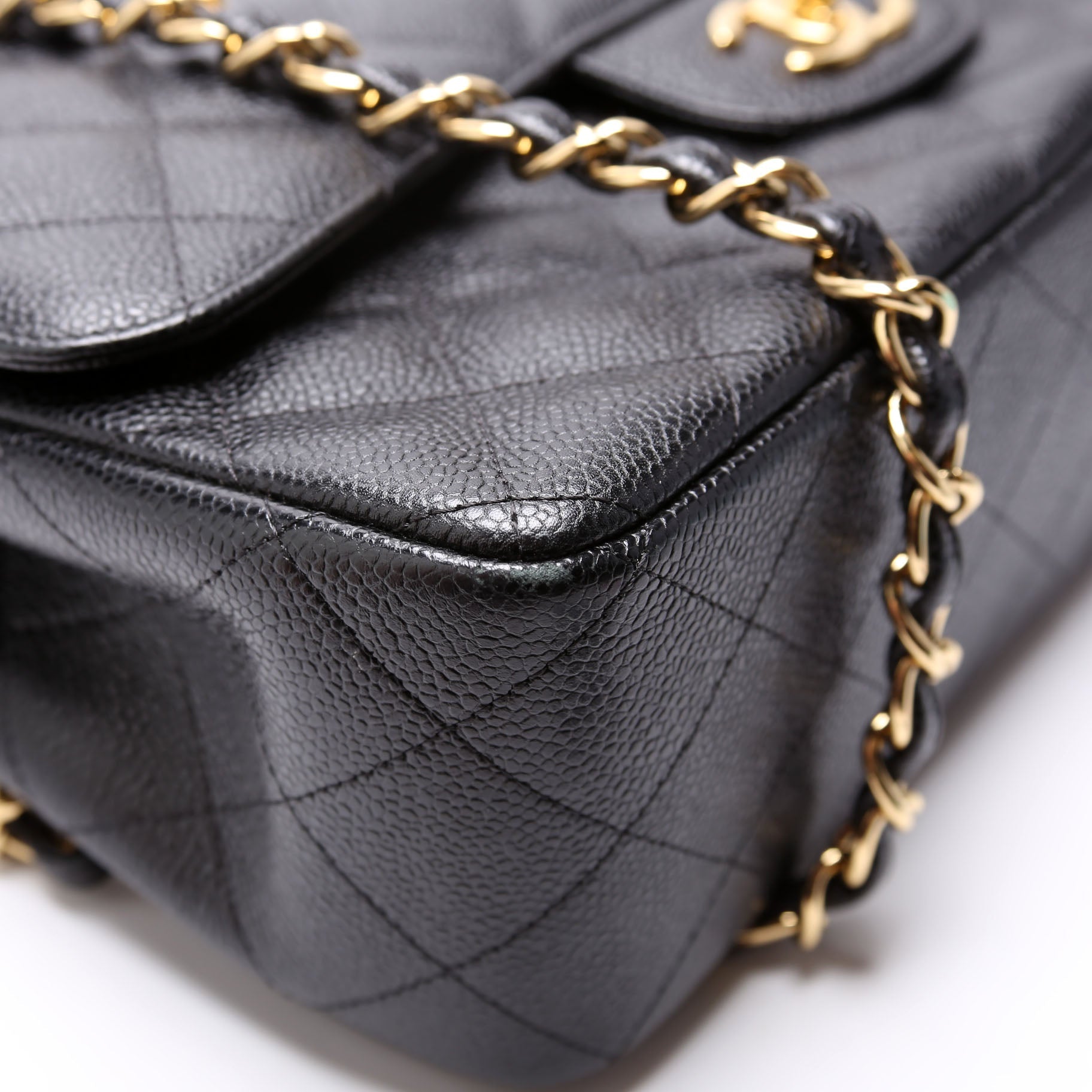 Classic Flap Jumbo Caviar 25-28M Black