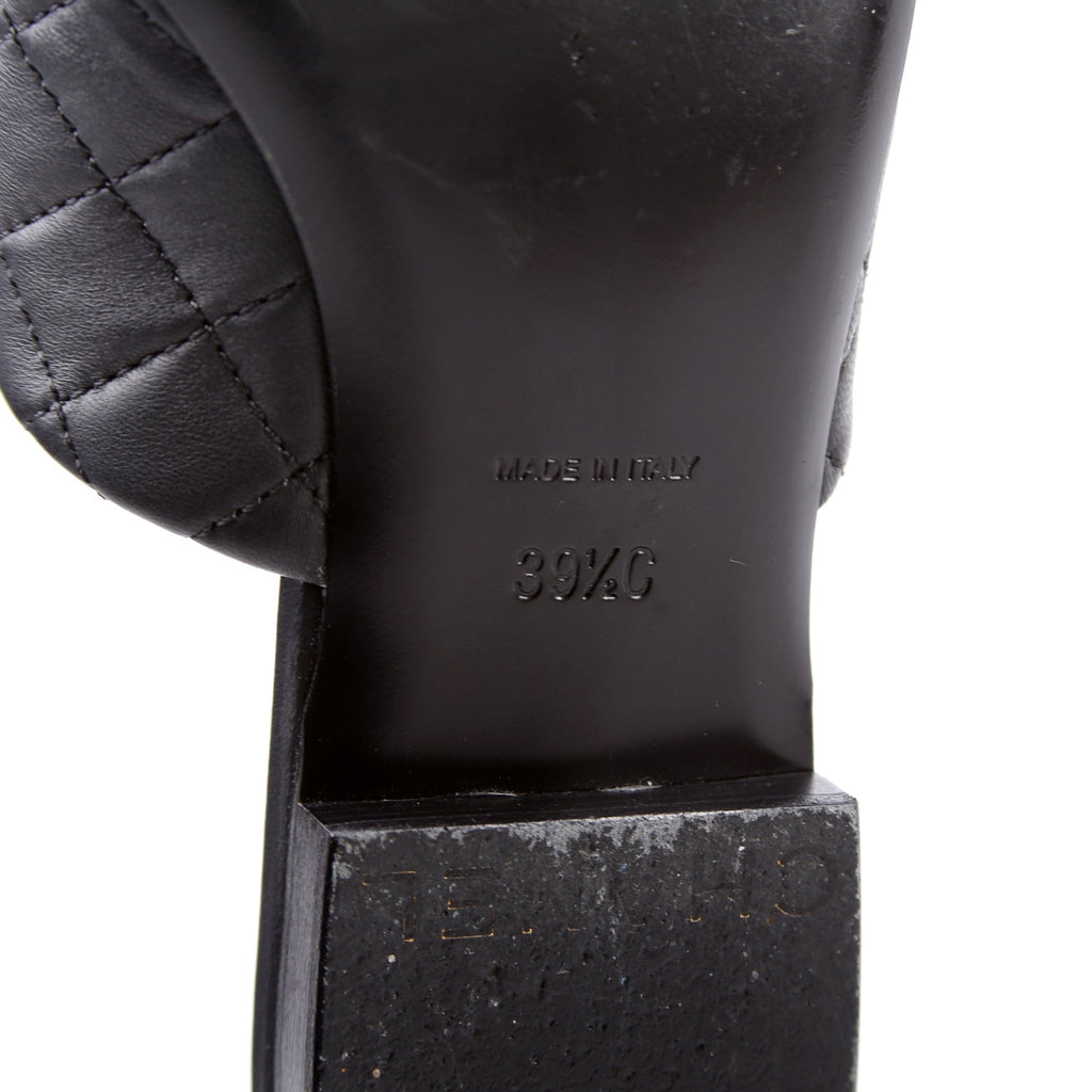 Cap Toe Quilted Chain Mules Size 39.5