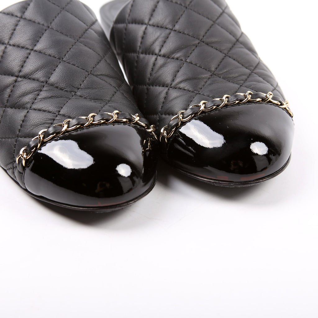 Cap Toe Quilted Chain Mules Size 39.5