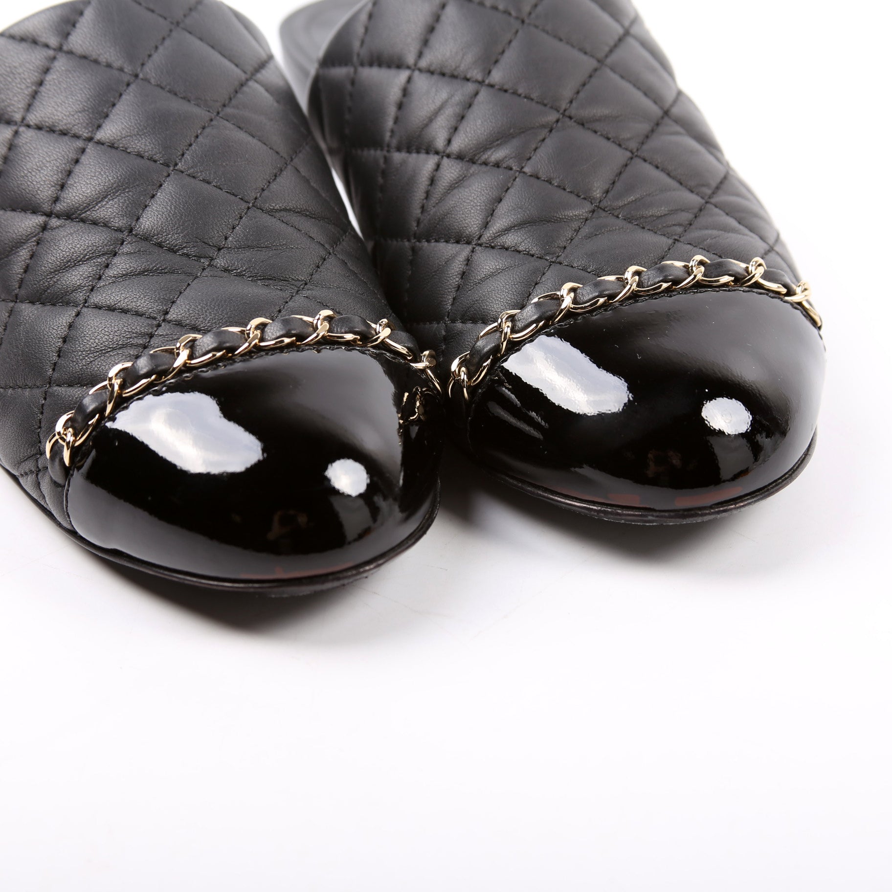 Cap Toe Quilted Chain Mules Size 39.5