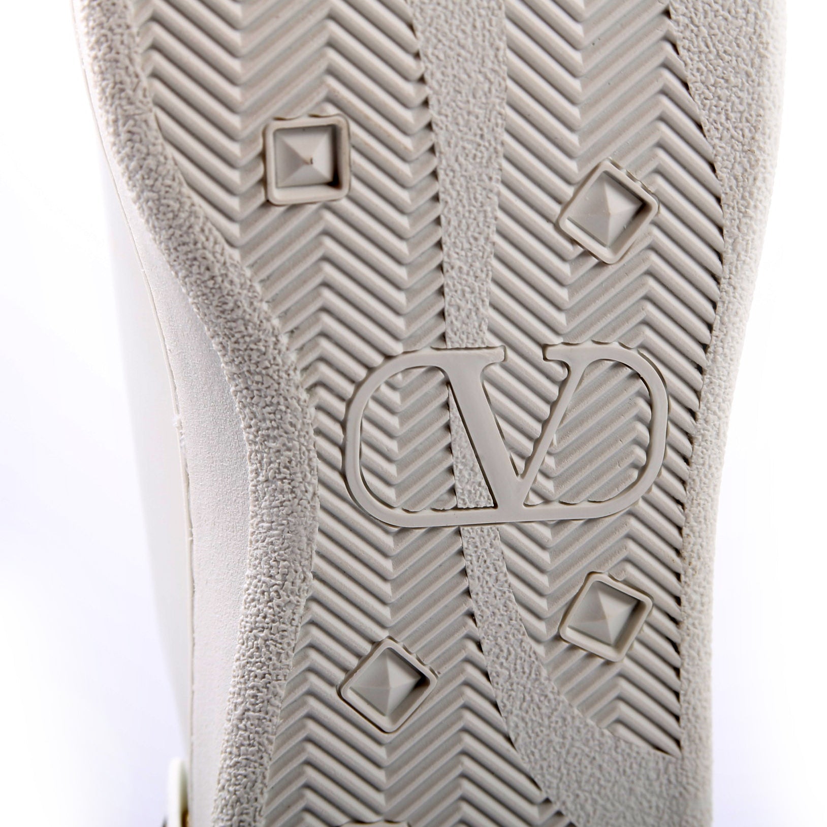 Backnet V Logo Sneakers Size 38 White