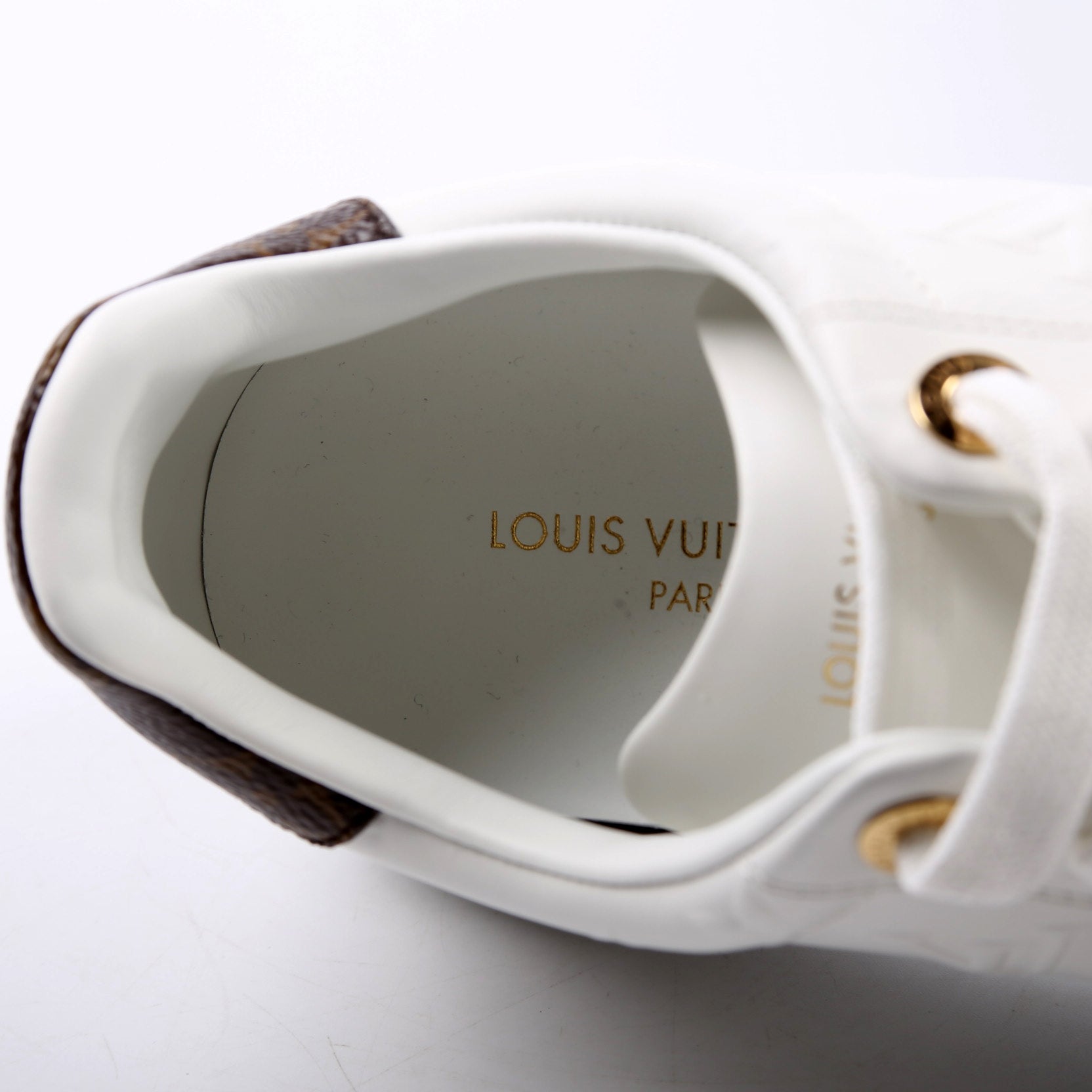Time Out Sneakers Size 39 White/Brown