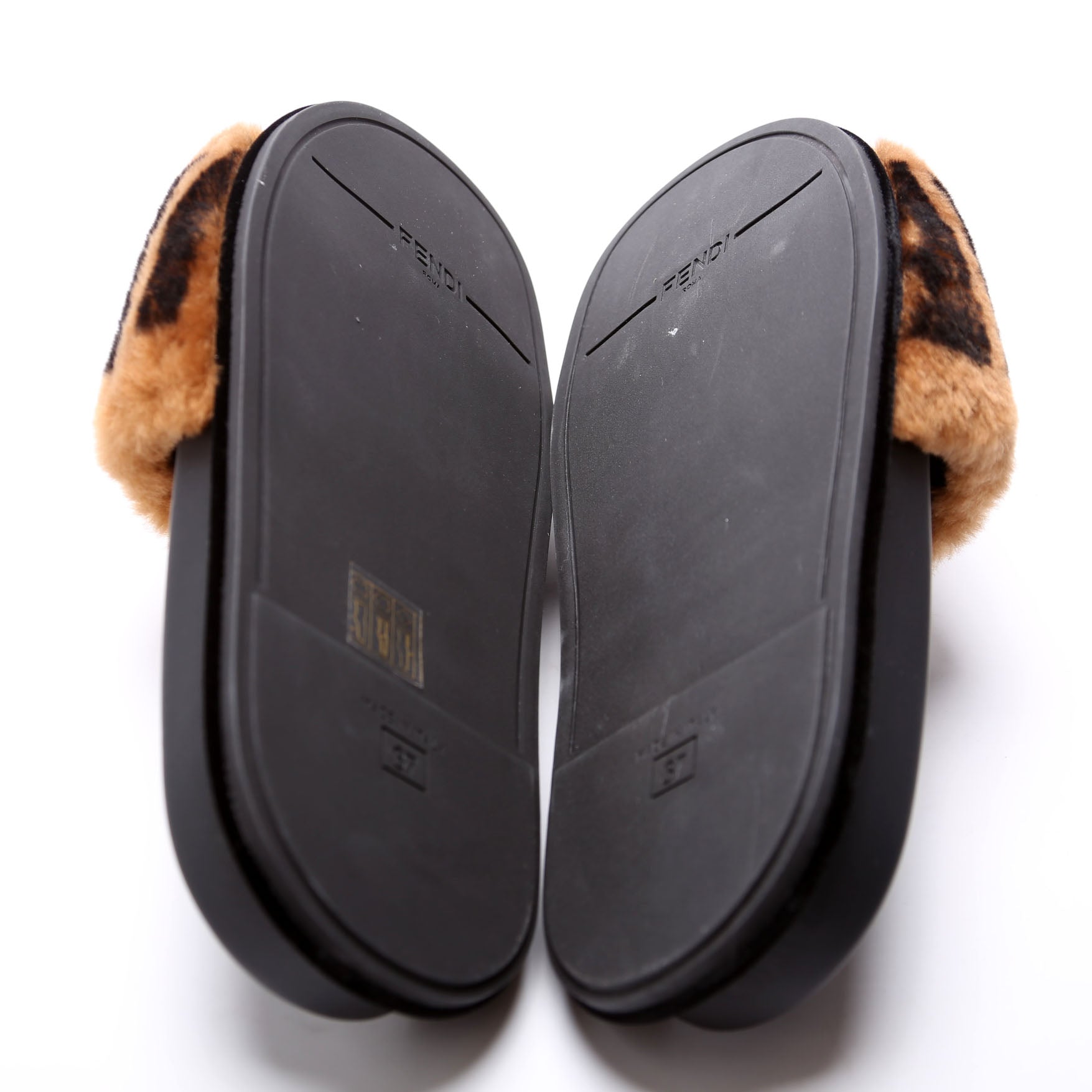 FF Logo Shearling Slides Size 37