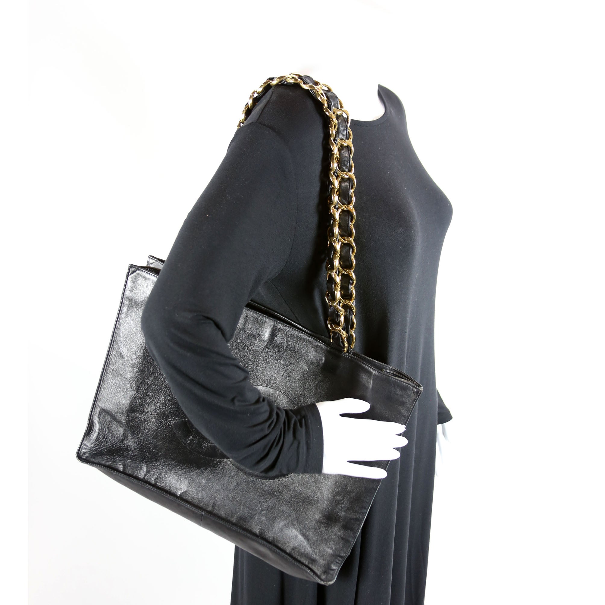 CC Lambskin Chain Tote Extra Large Vintage 2M Black
