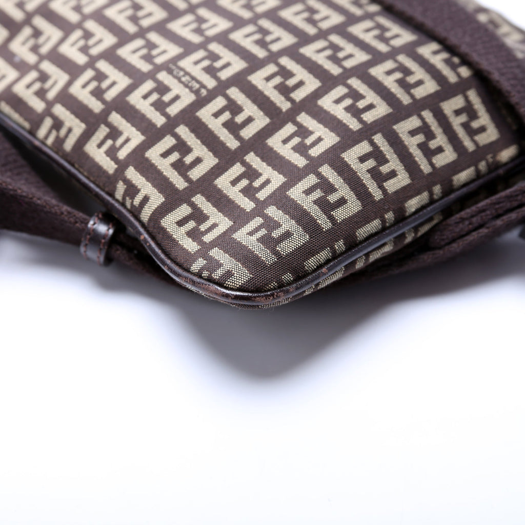 8BT079 Zucchino Flat Small Shoulder Bag