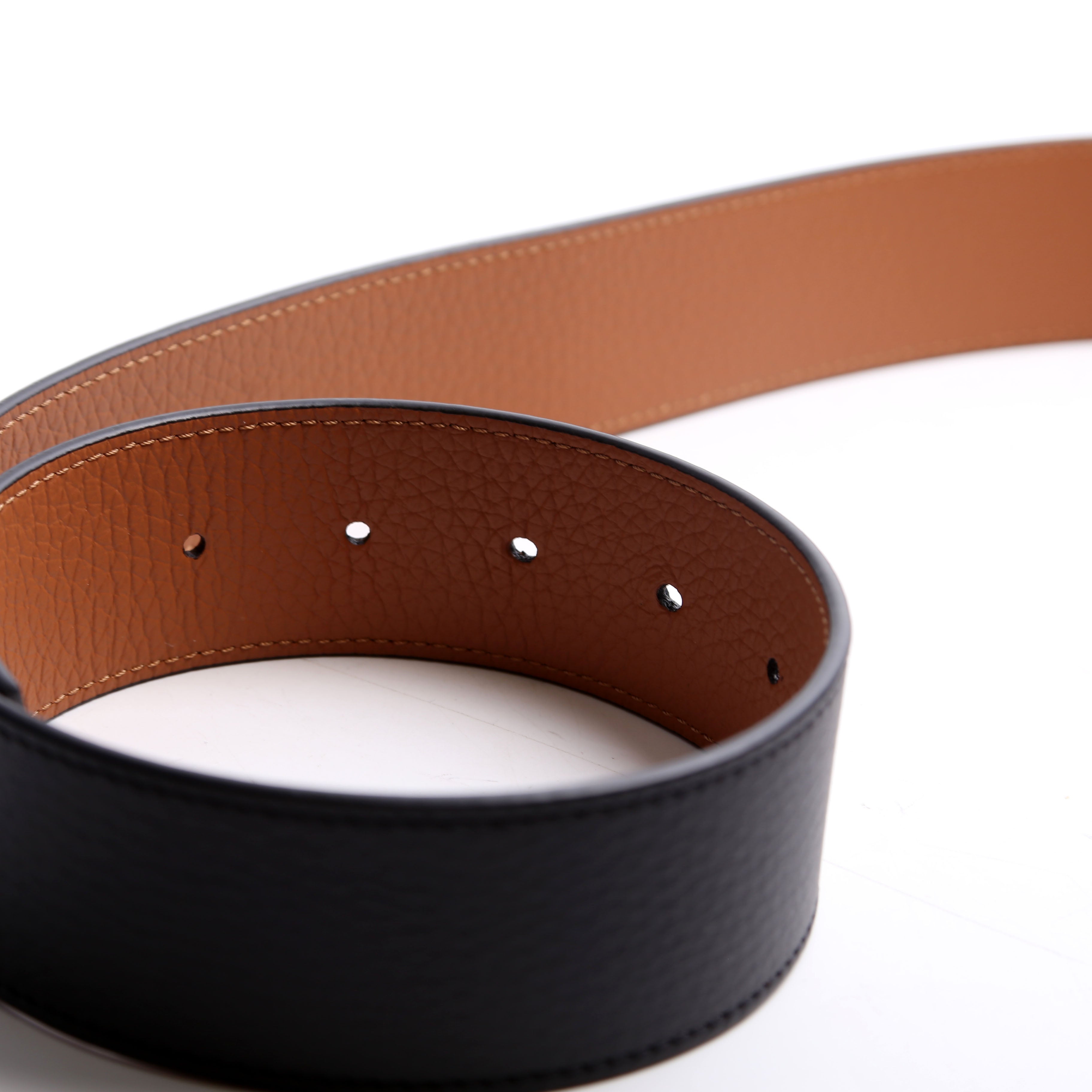 LV Initials 40MM Taurillon Reversible Belt Size 85/34