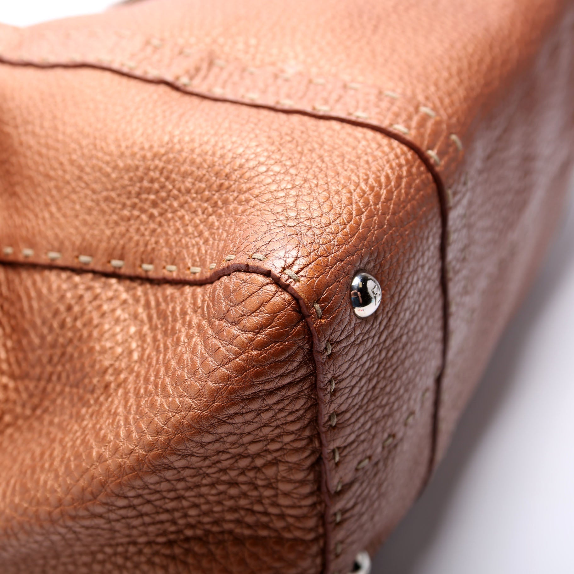 8BR487 Linda Selleria Leather Medium Brown