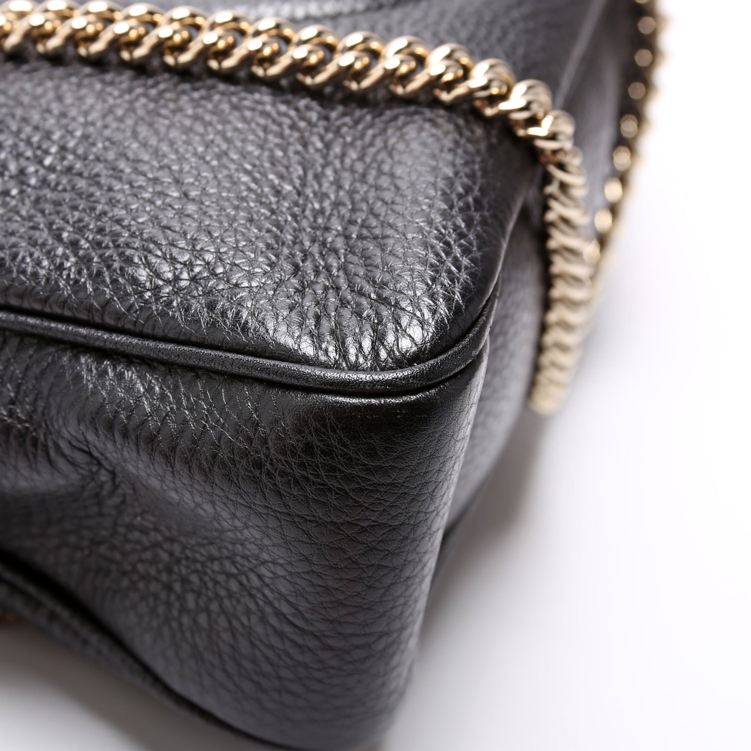 308983 Soho Chain Shoulder Bag Black