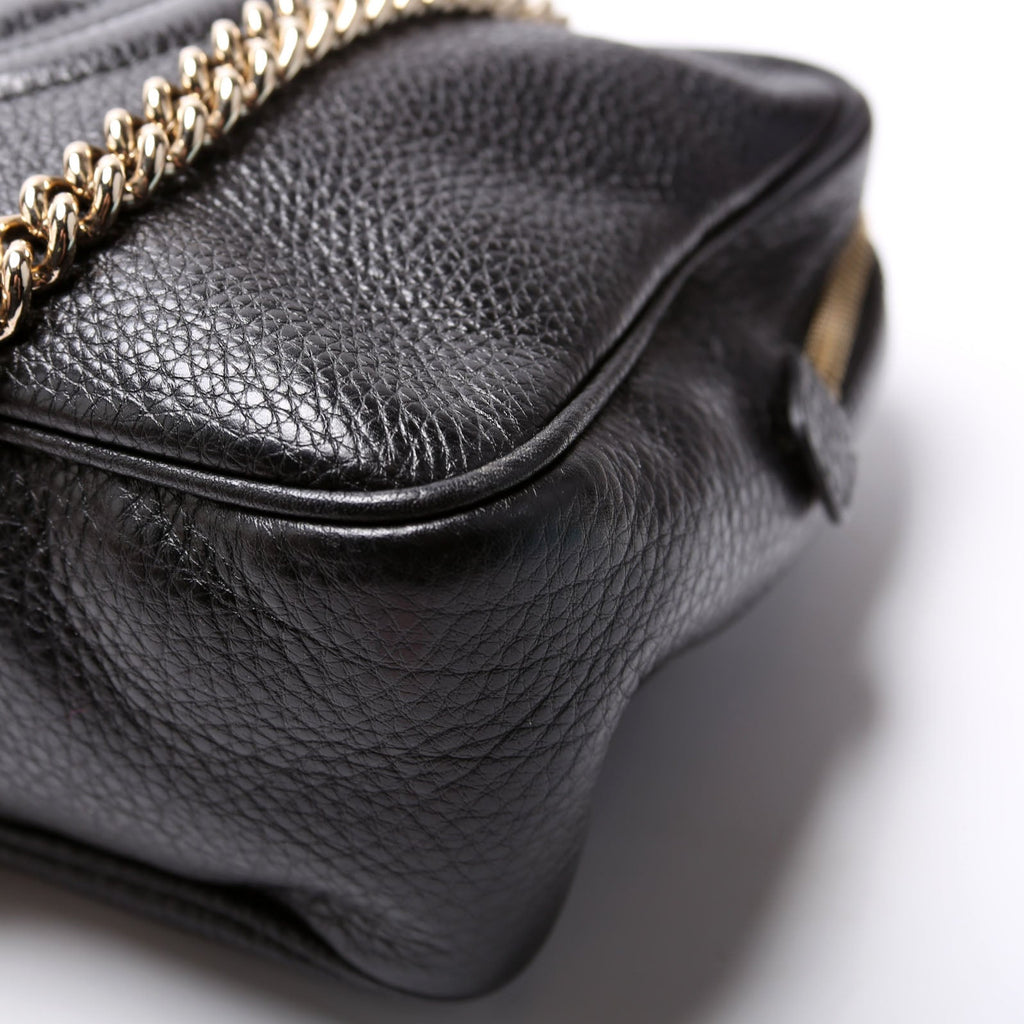 308983 Soho Chain Shoulder Bag Black