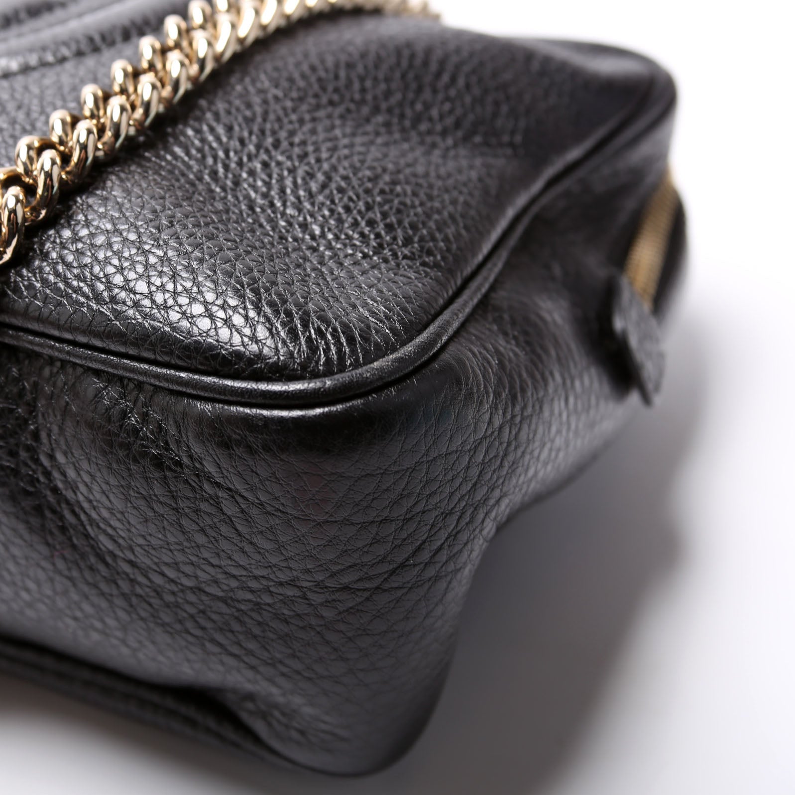 308983 Soho Chain Shoulder Bag Black