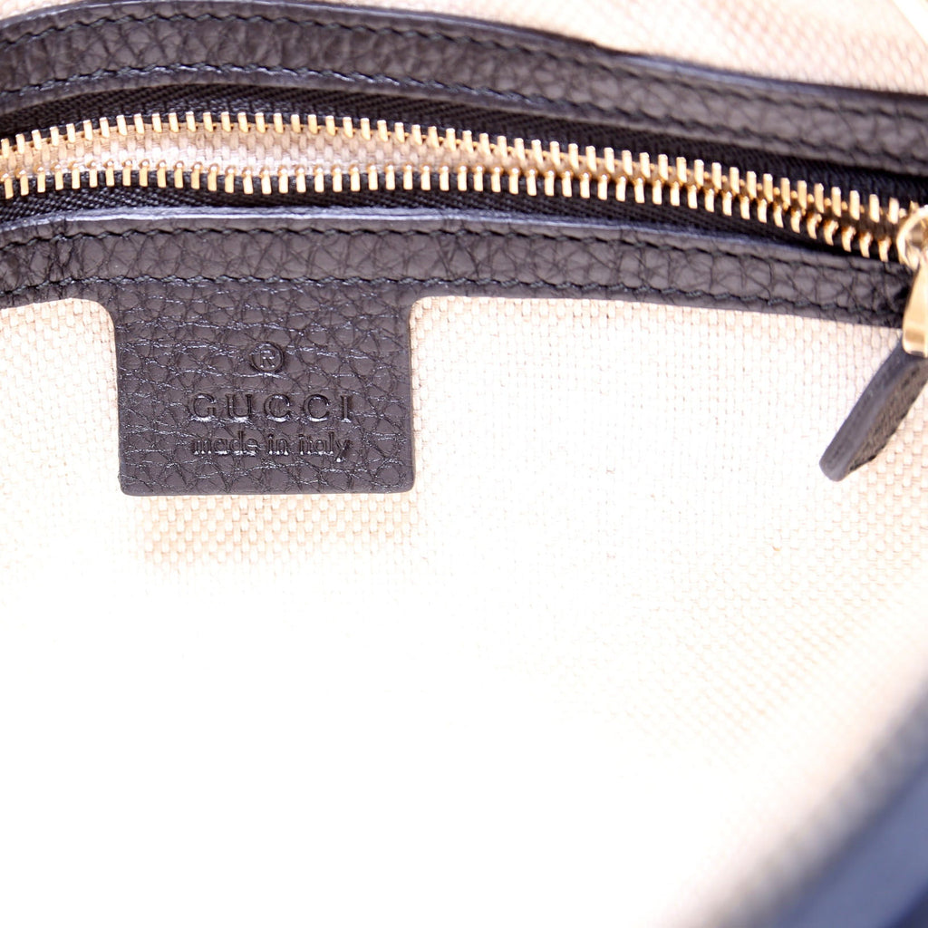 308983 Soho Chain Shoulder Bag Black