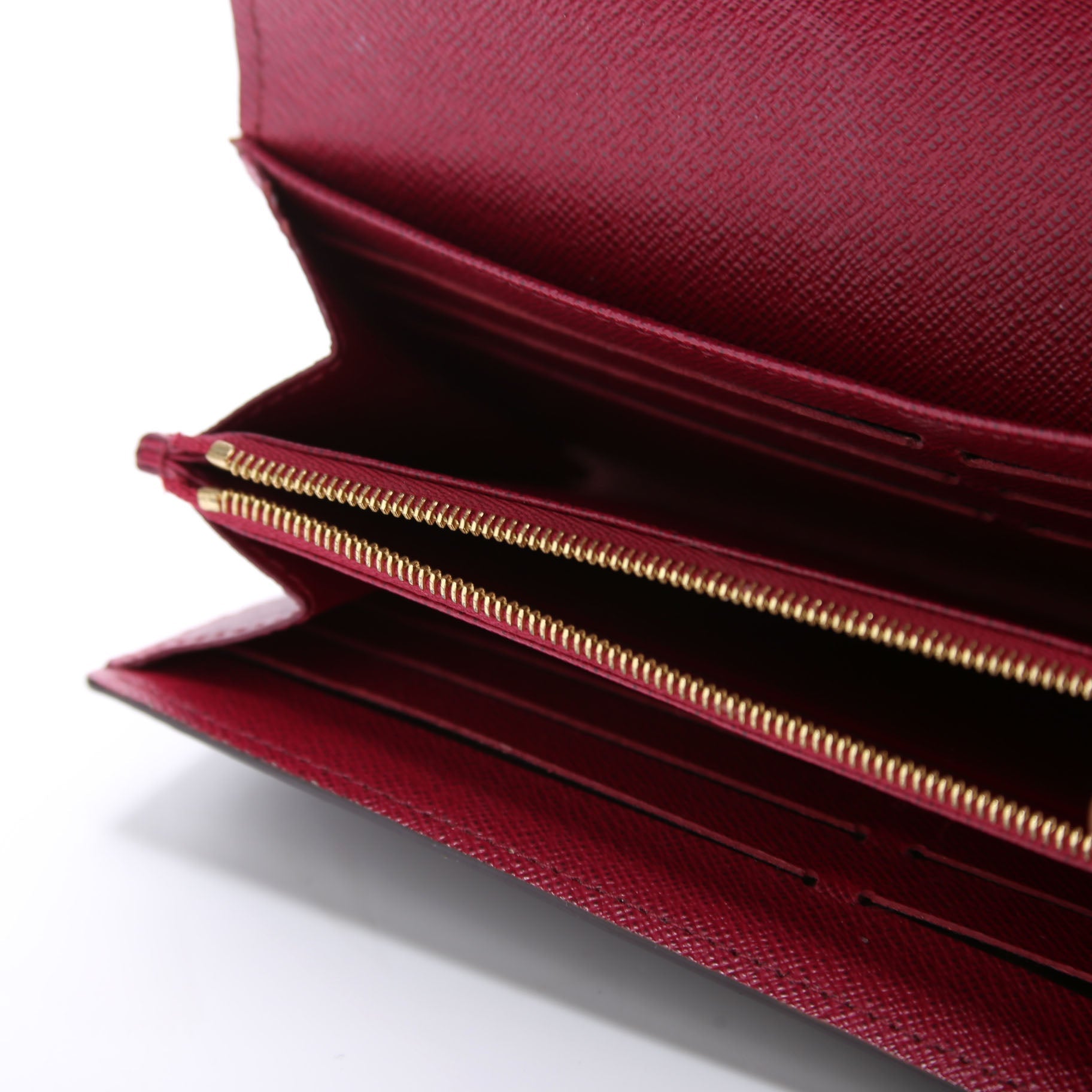 Sarah Wallet Monogram Newer